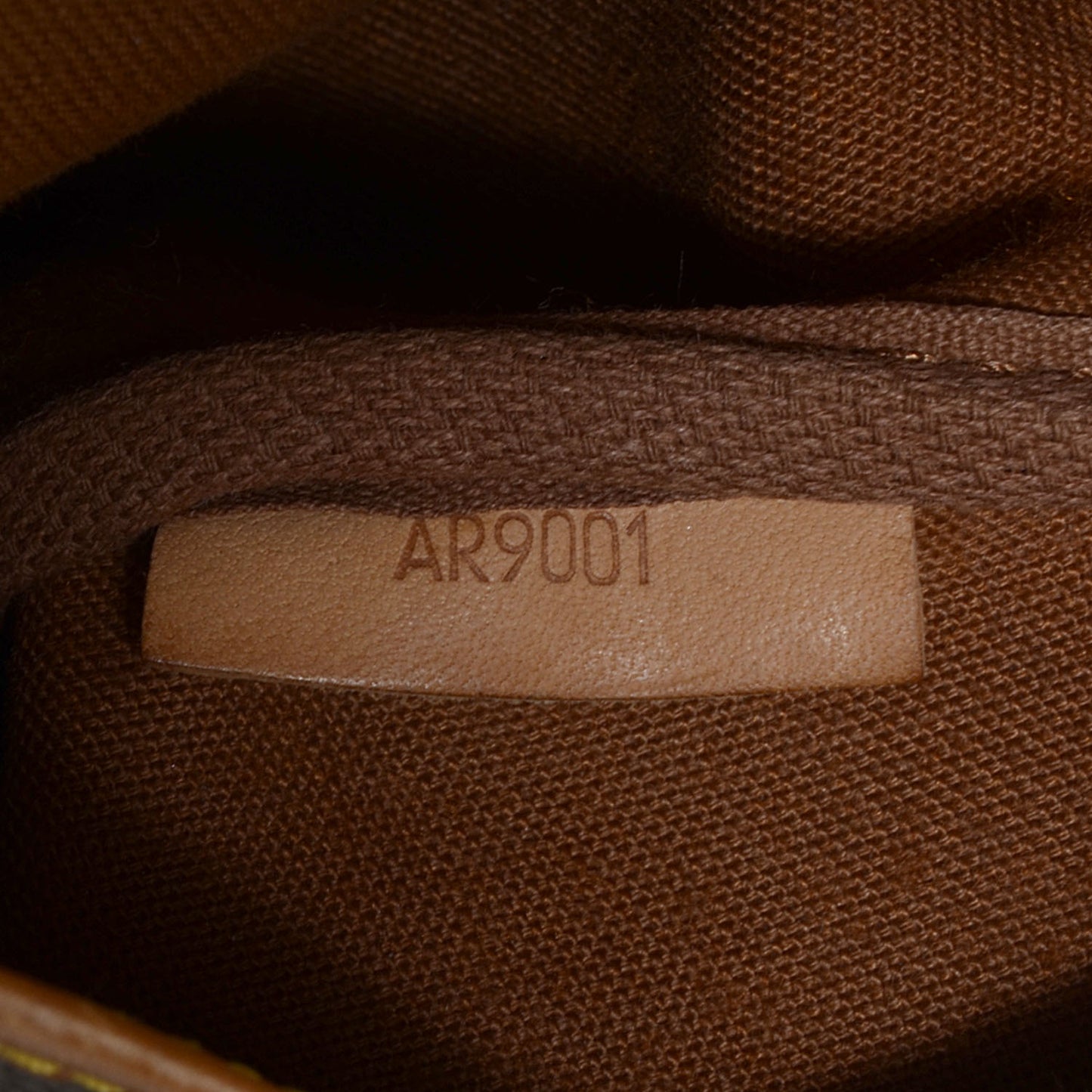 Monogram Saumur 35