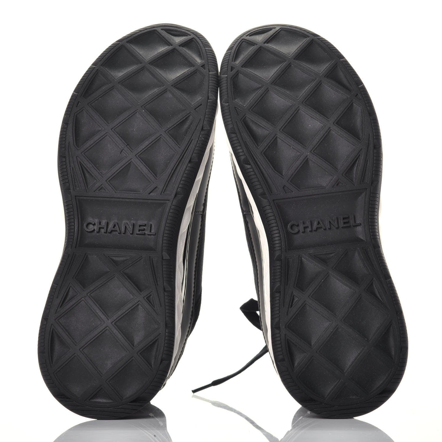Chanel Velvet Calfskin Mixed Fibers CC Sneakers 38 Black 5 of 9