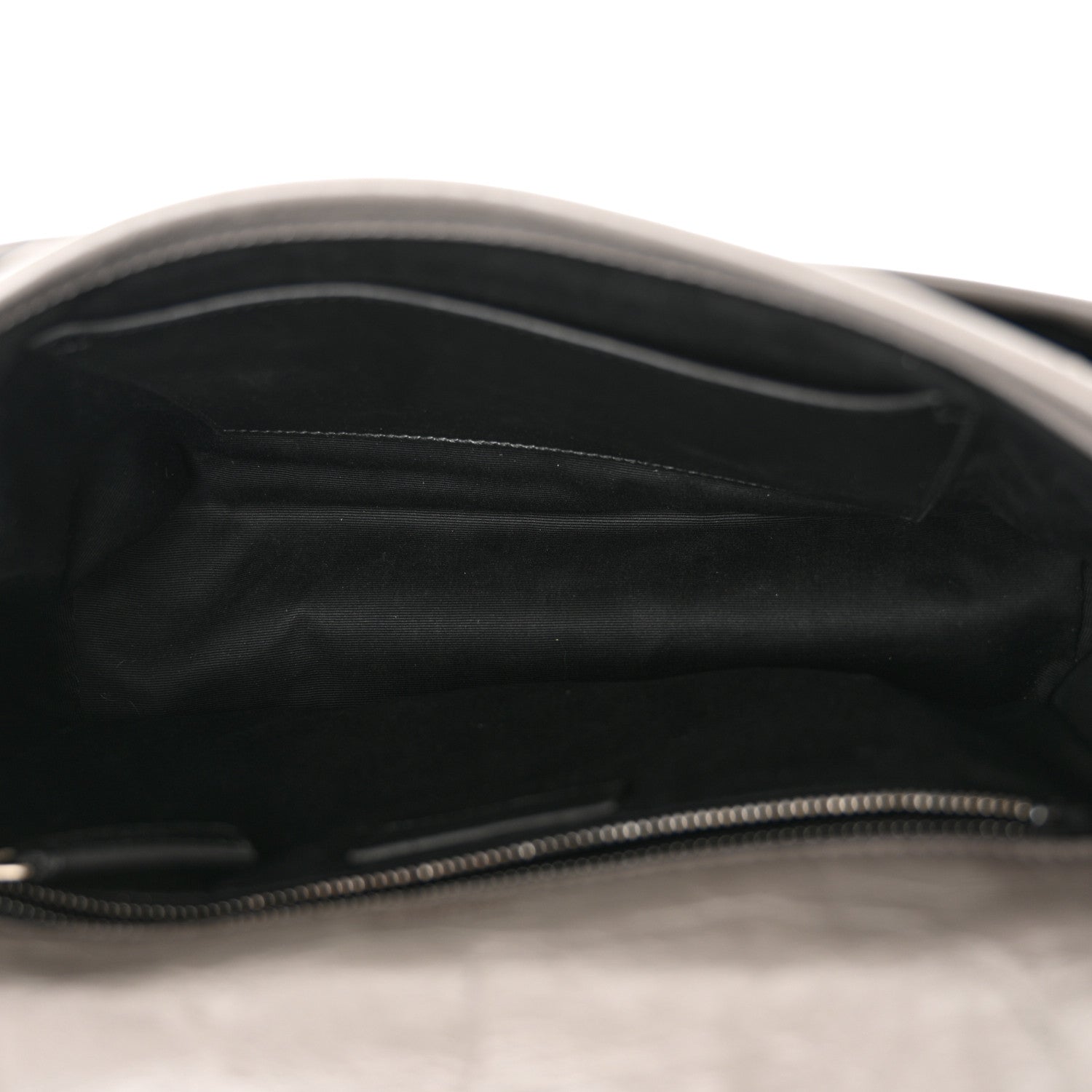 Saint Laurent Crinkled Calfskin Matelasse Monogram Medium Niki Chain Satchel Light Gray 5 of 14
