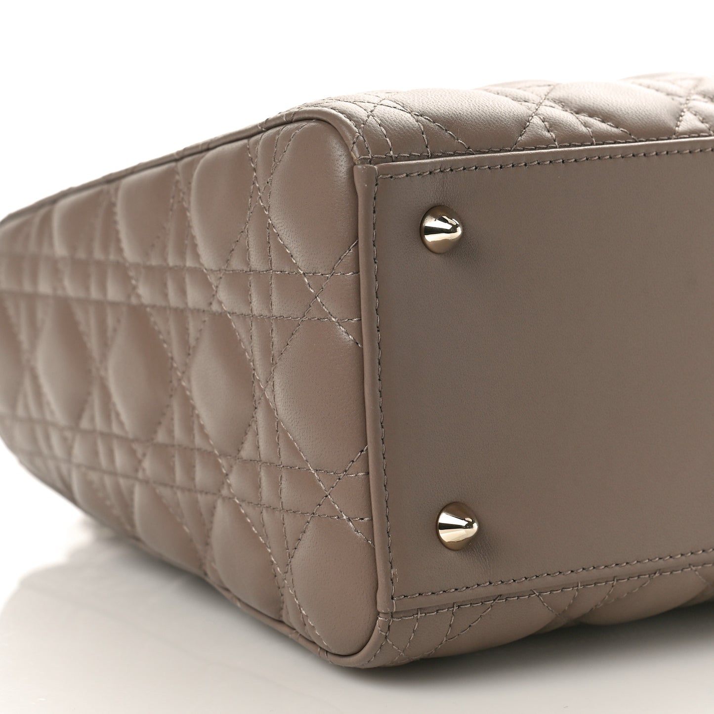 Lambskin Cannage Medium Lady Dior Warm Taupe