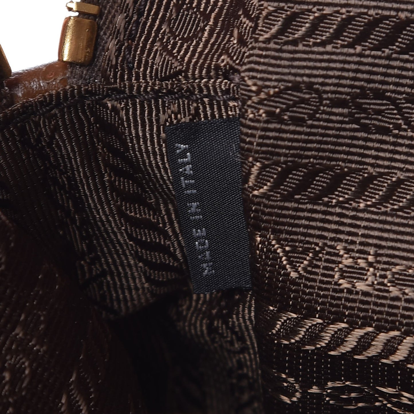 Vitello Daino Medium Double Zip Shoulder Bag Cannella