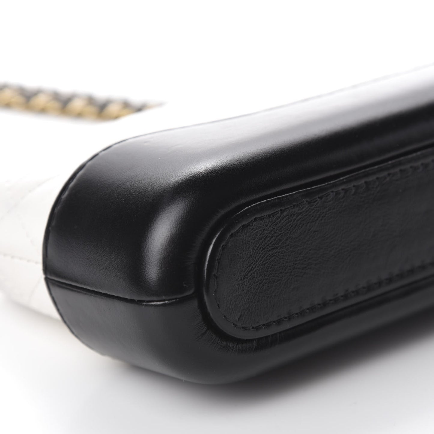 Aged Calfskin Quilted Small Gabrielle Clutch With Chain White Black