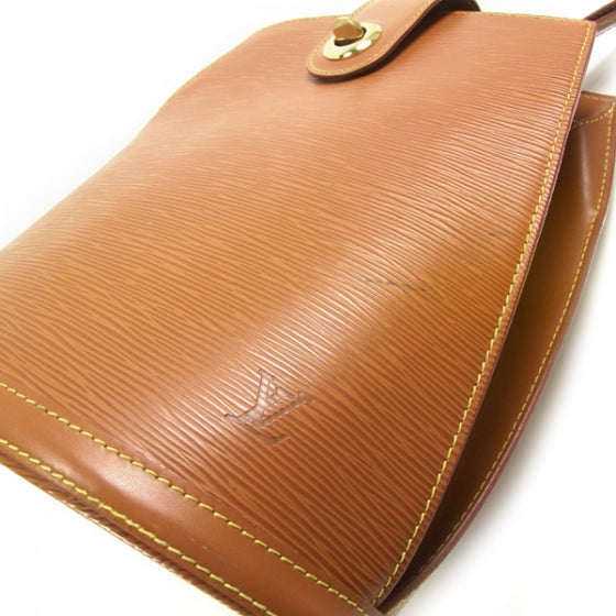 Louis Vuitton Epi Cluny Gold 5 of 11