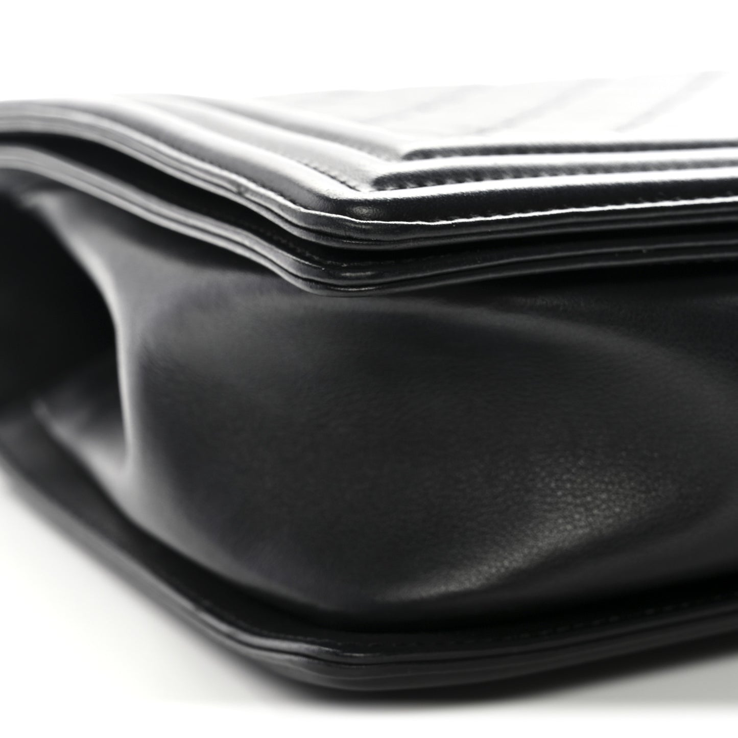 Calfskin Quilted New Medium Boy Flap So Black