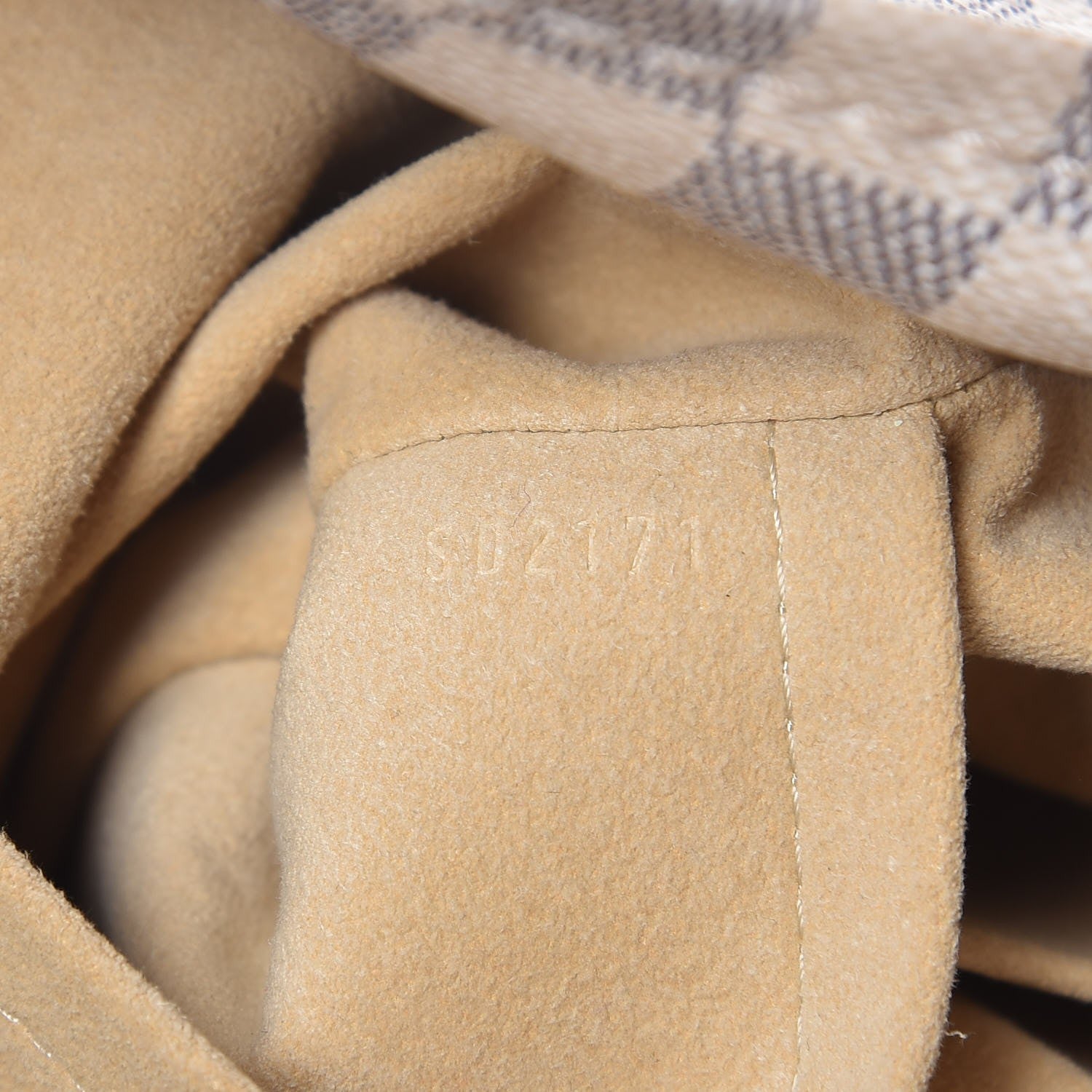 Louis Vuitton Damier Azur Artsy MM 7 of 11