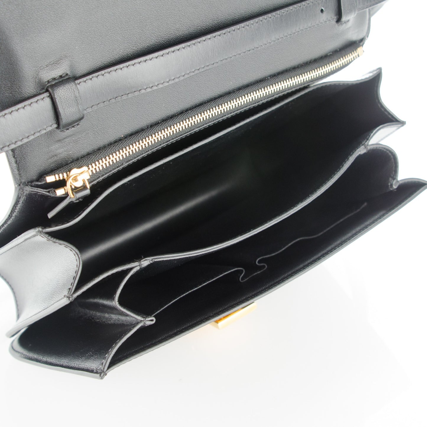 Box Calfskin Medium Classic Box Flap Bag Black