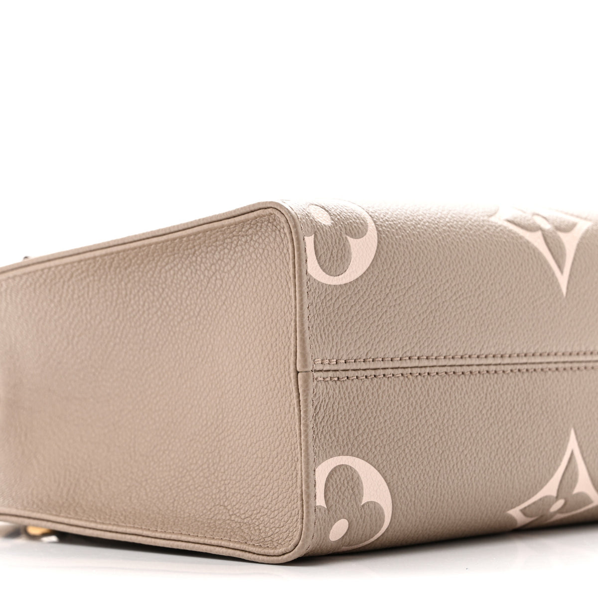 Louis Vuitton Empreinte Monogram Giant Onthego PM Tourterelle Creme 8 of 9
