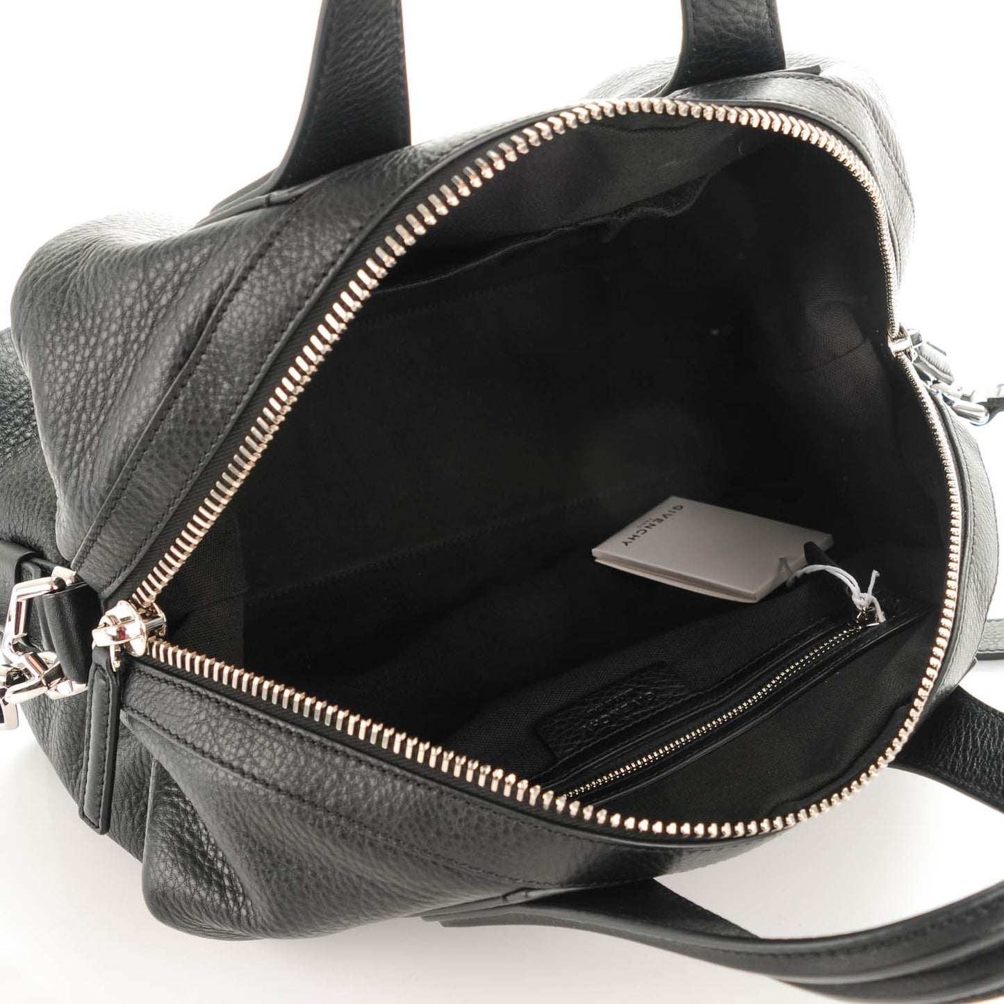Waxy Grained Calfskin Medium Nightingale Black