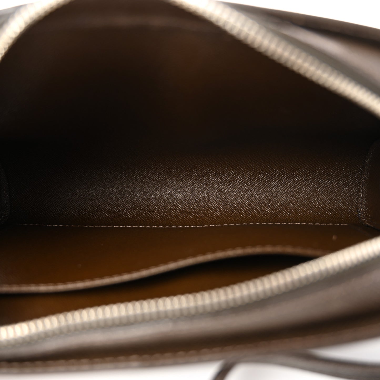 Taiga Baikal Pochette Grizzli