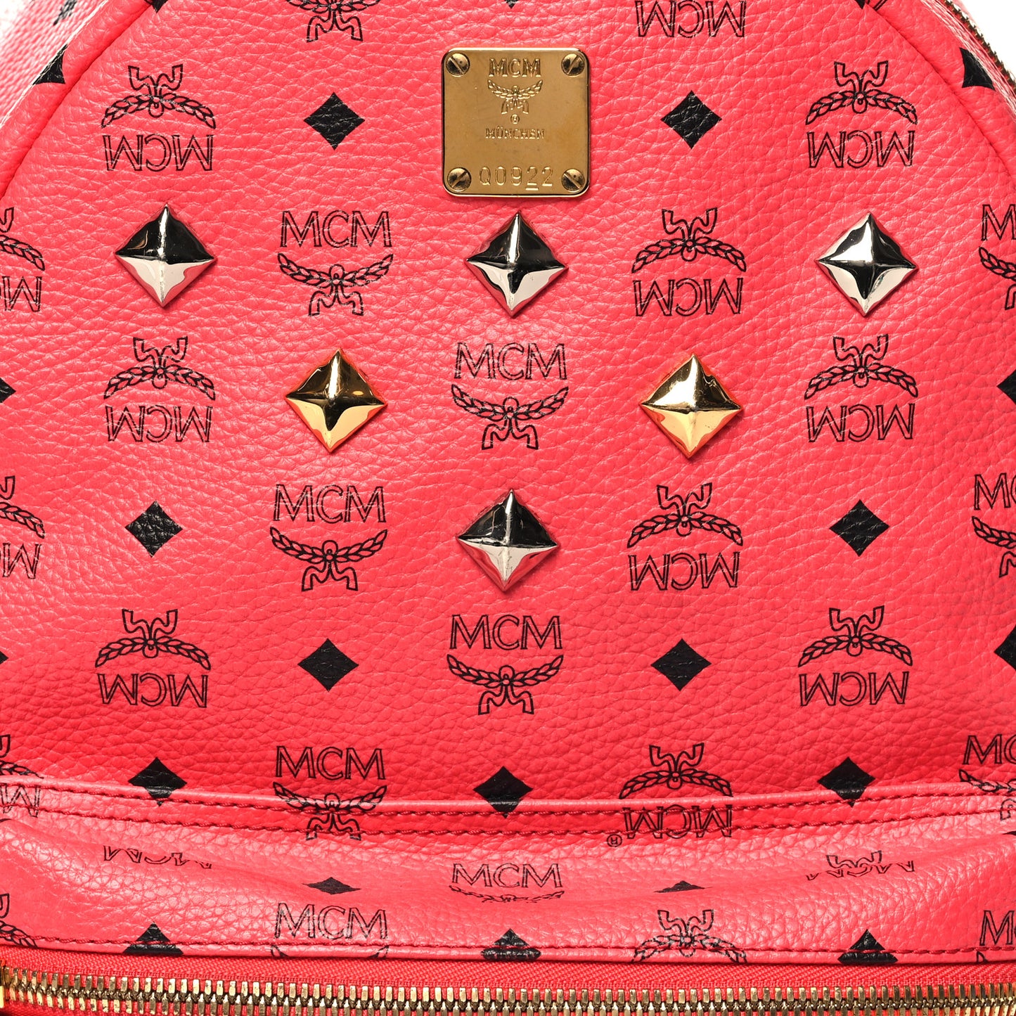 Visetos Medium Sprinkle Stud Stark Backpack Red
