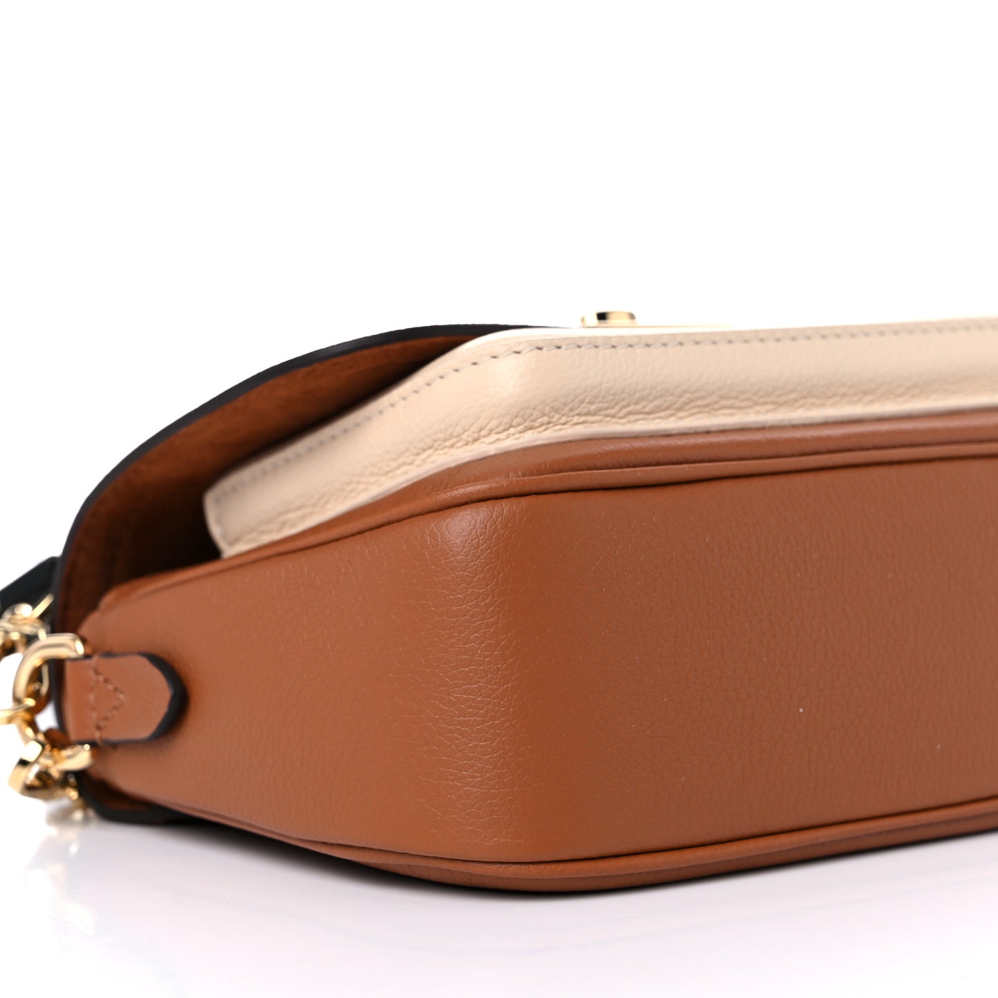 Grained Calfskin Lockme Tender Chataigne Brown