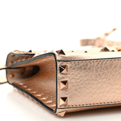 Valentino Garavani Metallic Pebbled Calfskin Medium Rockstud Flip Lock Crossbody Bag Rame 9 of 10