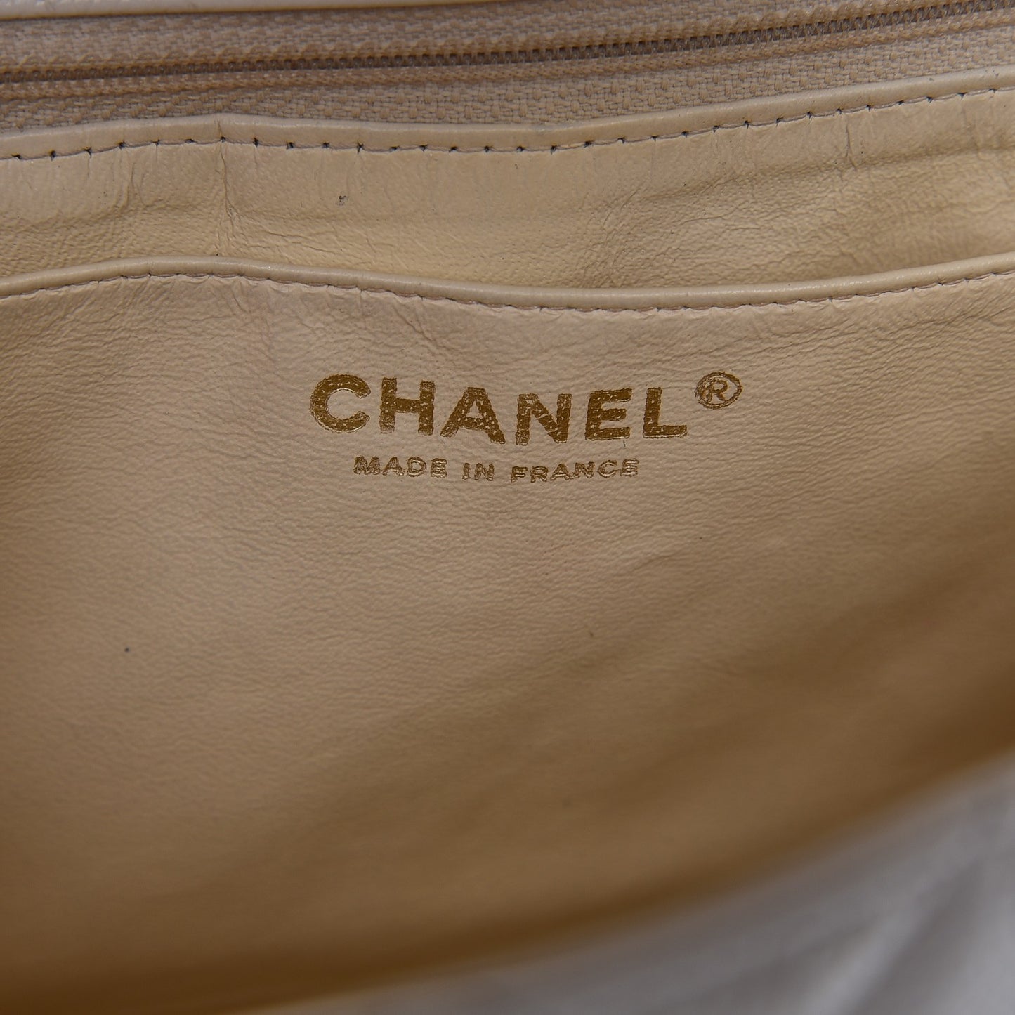 Caviar Quilted Jumbo Single Flap White