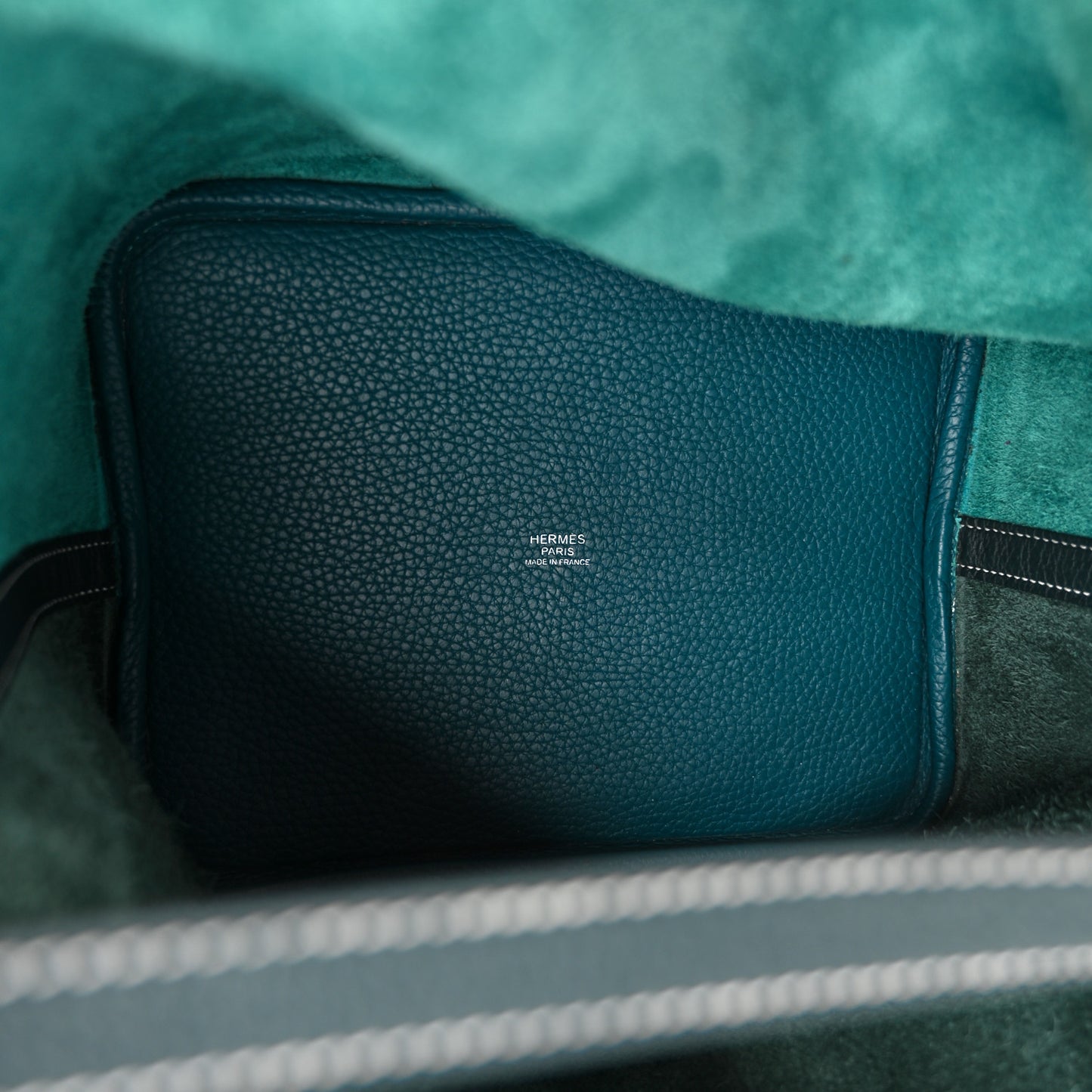 Taurillon Clemence Casaque Picotin Lock 22 MM Vert Bosphore Deep Bleu