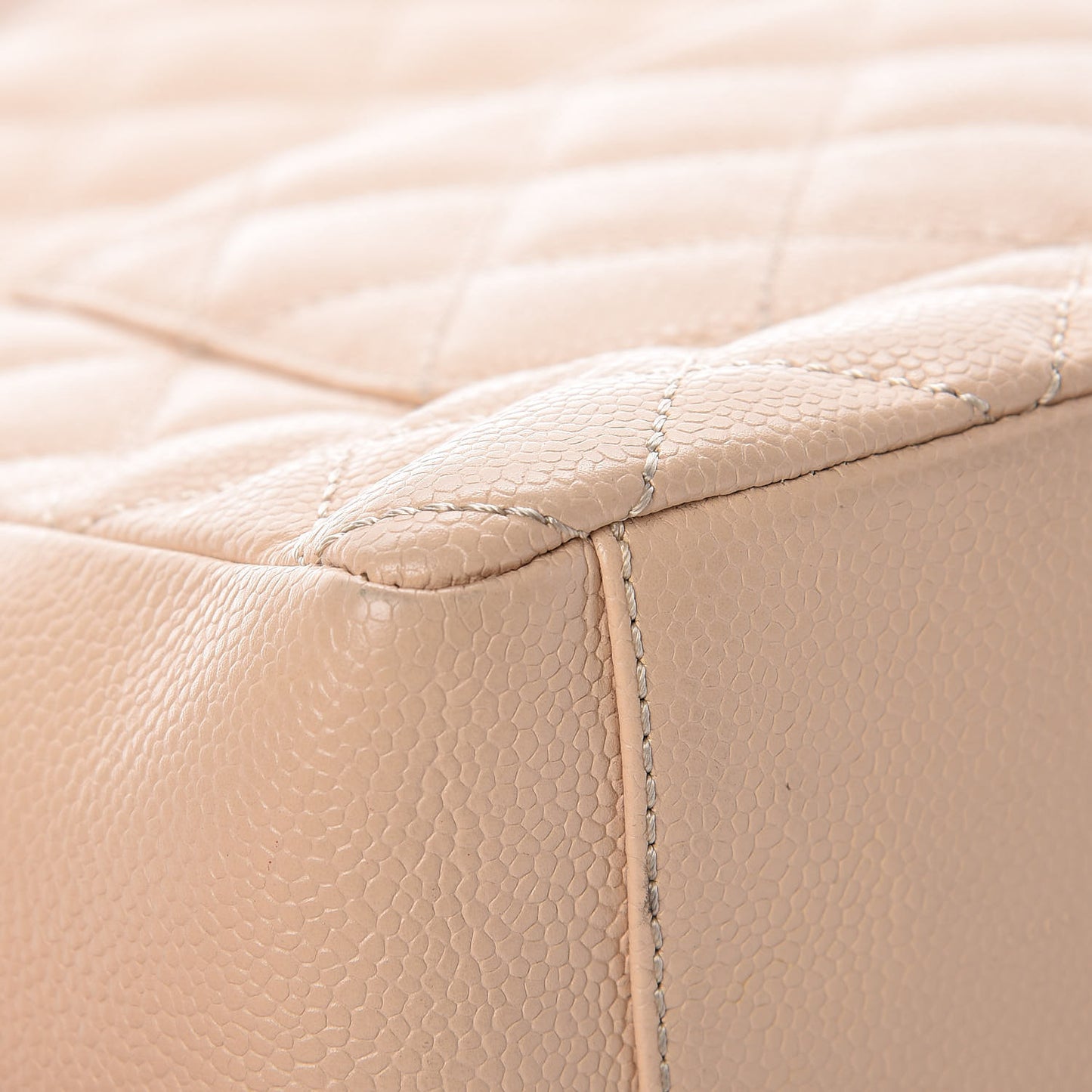 Caviar Quilted Petit Shopping Tote PST Beige Clair