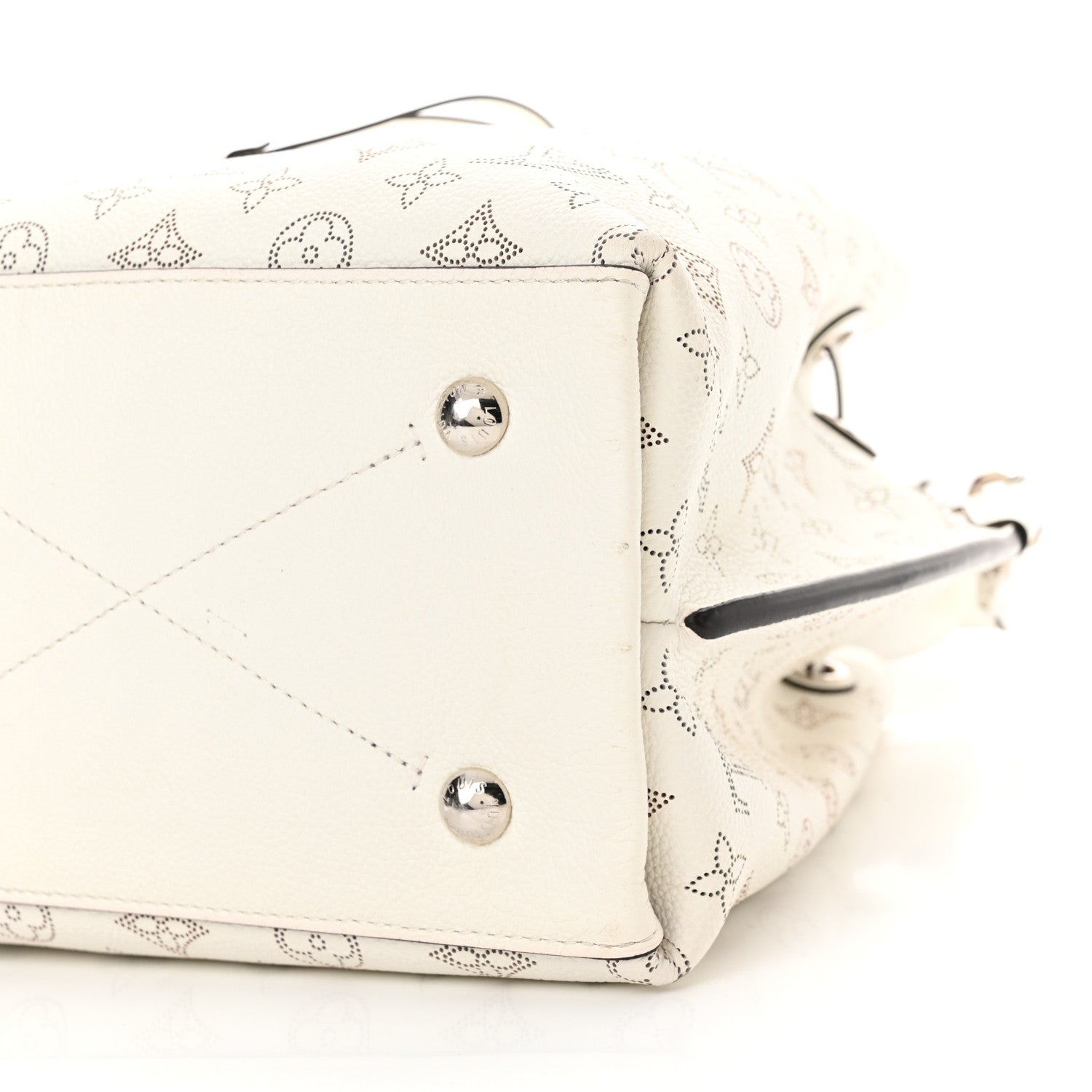 Louis Vuitton Mahina Muria Snow White 9 of 10