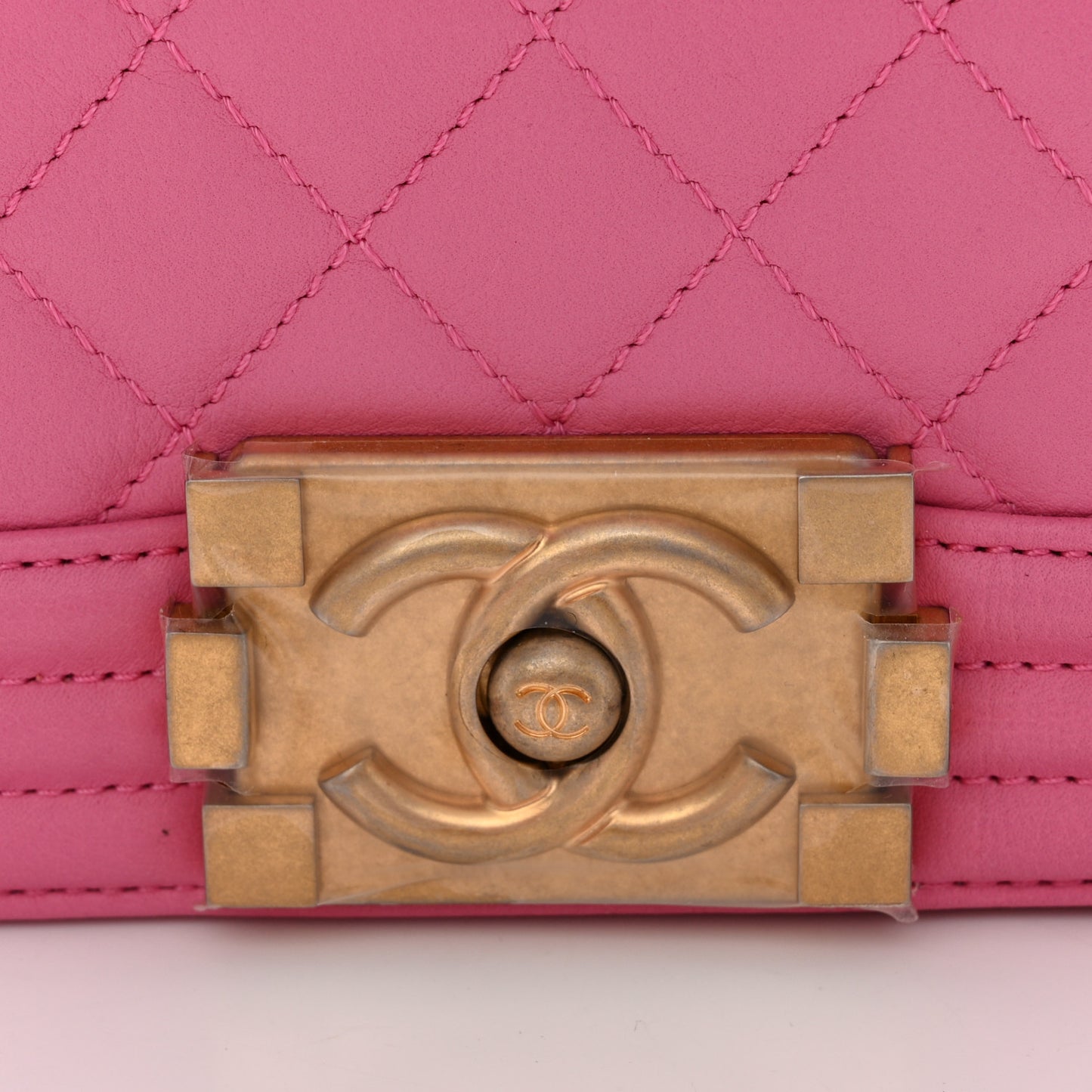 Lambskin Quilted Medium Boy Flap Pink