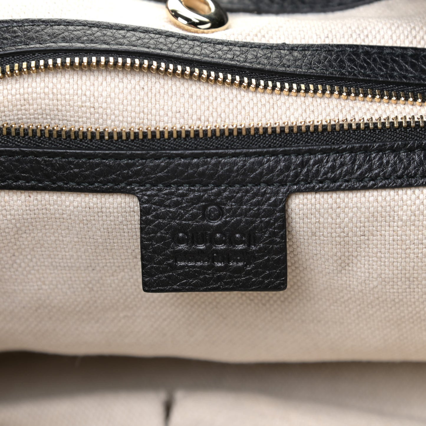 Pebbled Calfskin Medium Soho Chain Shoulder Bag Black