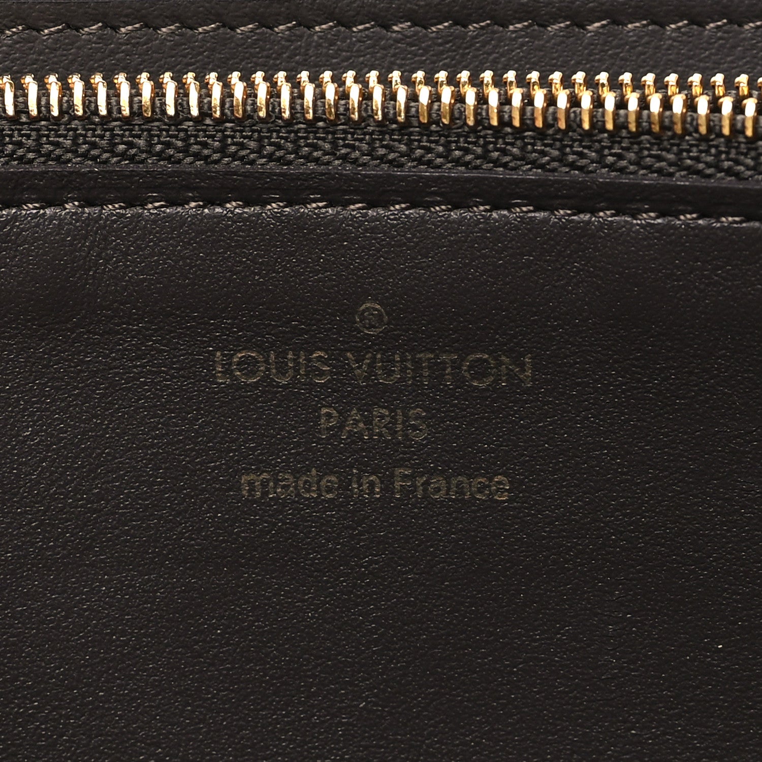 Louis Vuitton Taurillon Capucines Wallet Galet 6 of 8