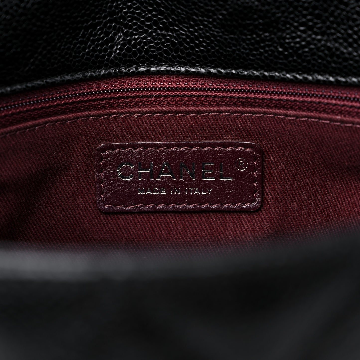 Crumpled Grained Calfskin Jumbo CC Crave Flap Black