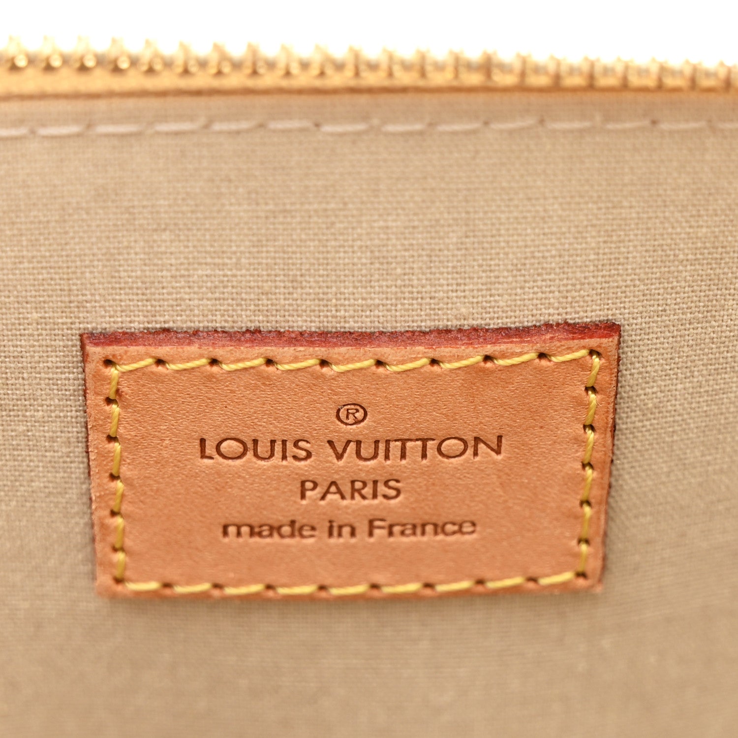 Louis Vuitton Vernis Alma PM Blanc Corail 10 of 19