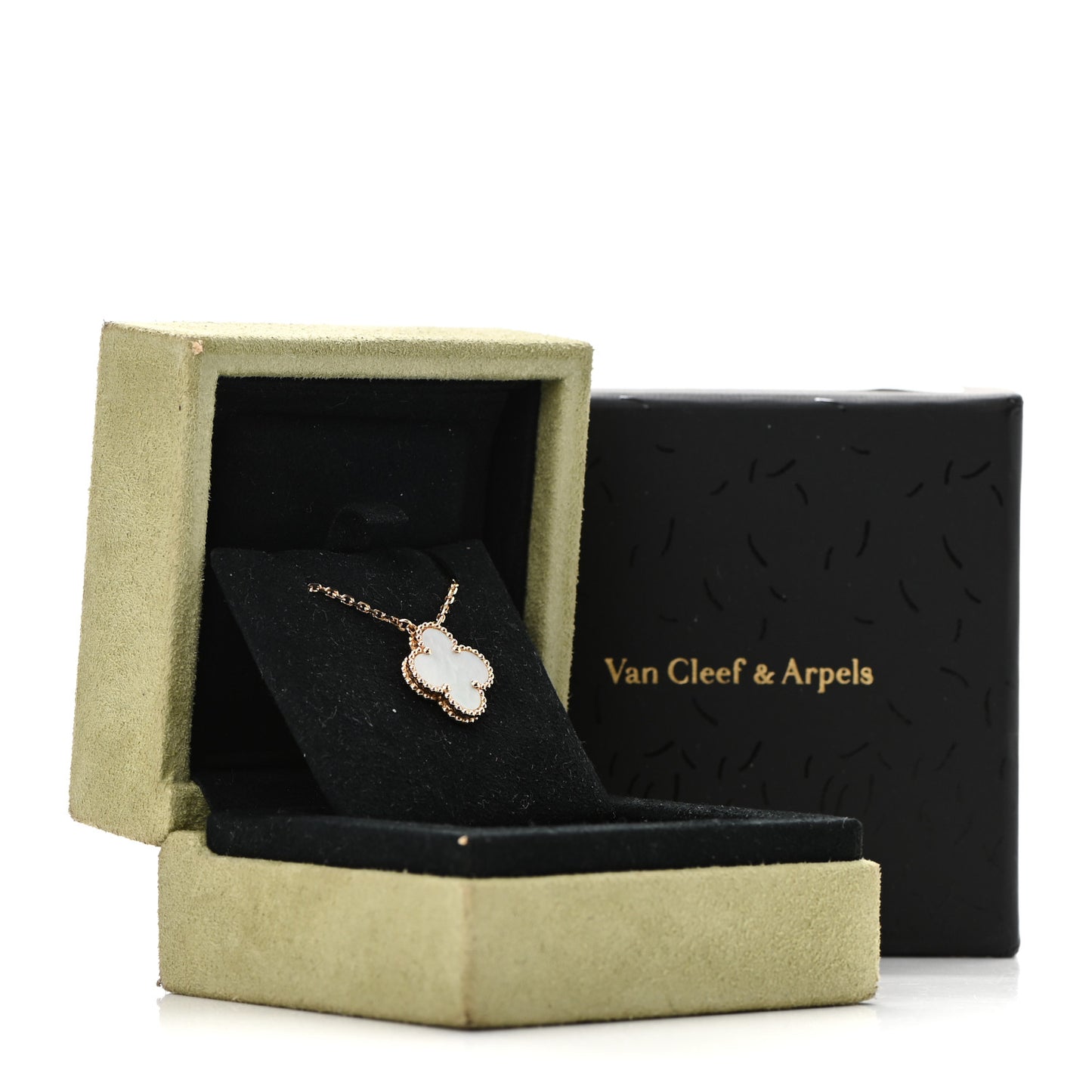 18K Yellow Gold Mother of Pearl Vintage Alhambra Pendant Necklace