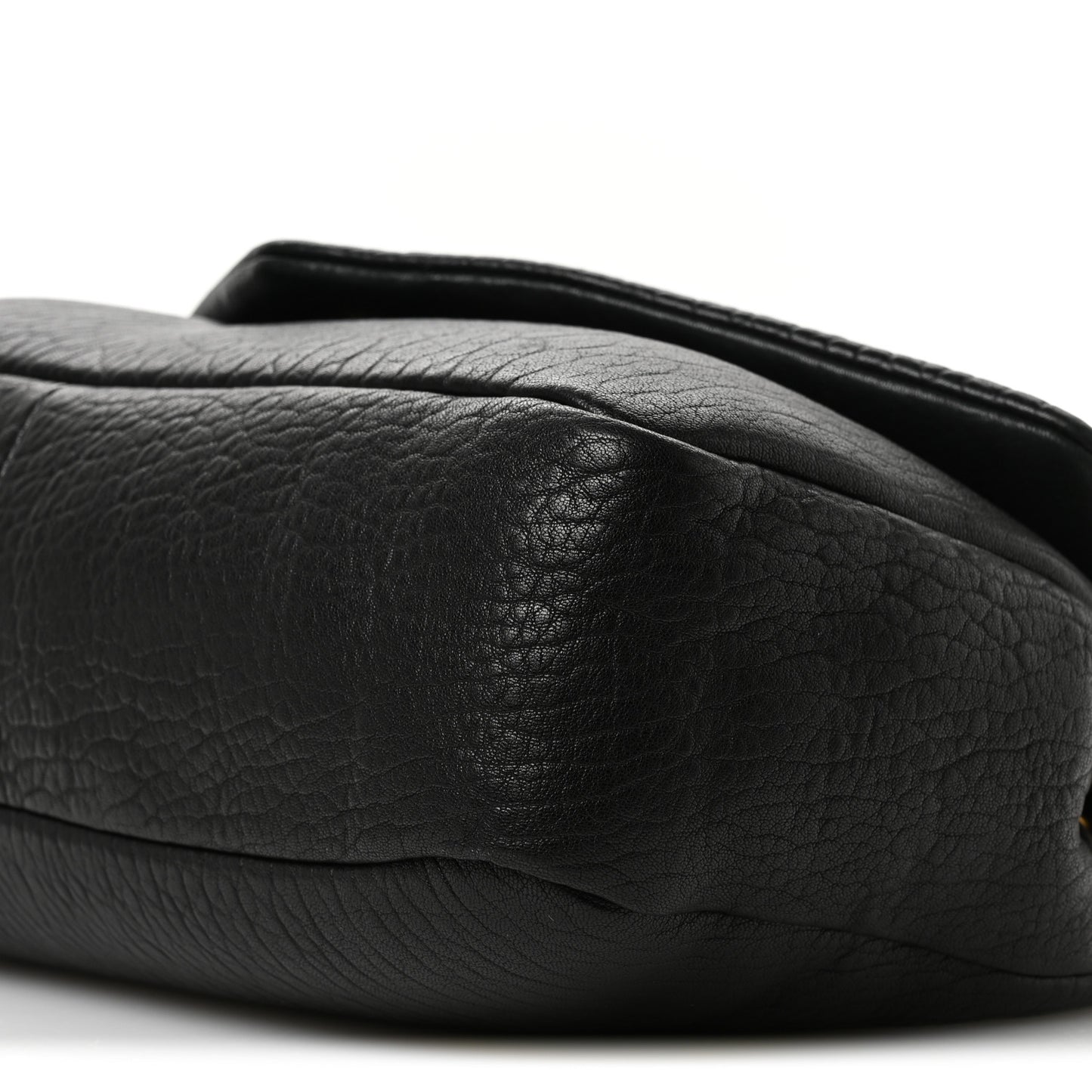 Grained Lambskin Large Calypso Black