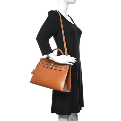 Hermes Chamonix Kelly Sellier 32 Gold 2 of 37