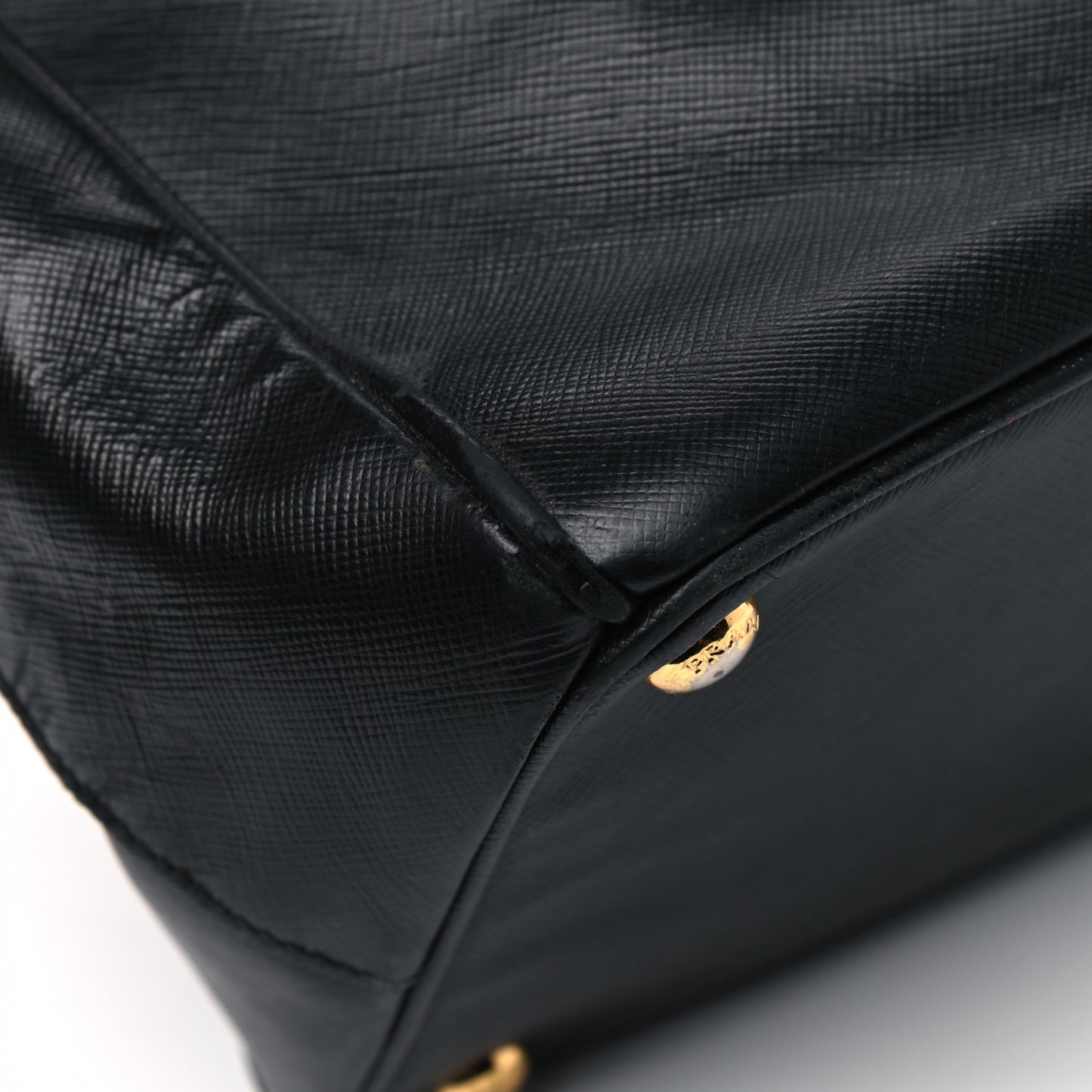 Saffiano Medium Galleria Double Zip Tote Black