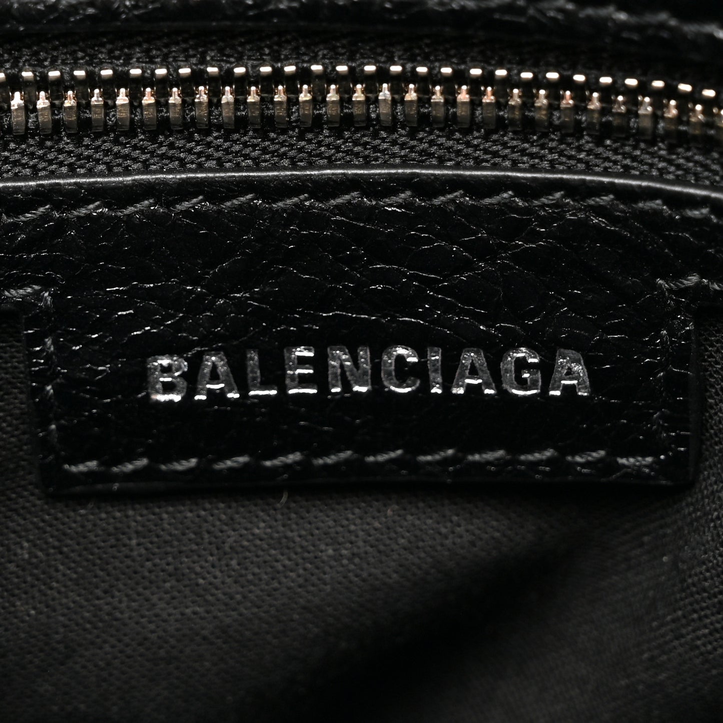 Agneau Arena Le Cagole Bucket Bag XS Black