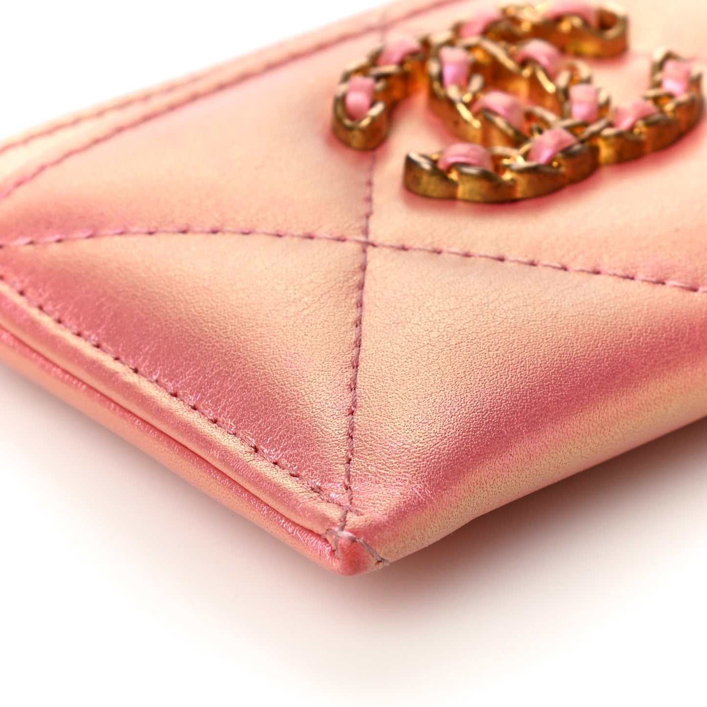 Iridescent Calfskin Quilted Chanel 19 Card Holder Pink