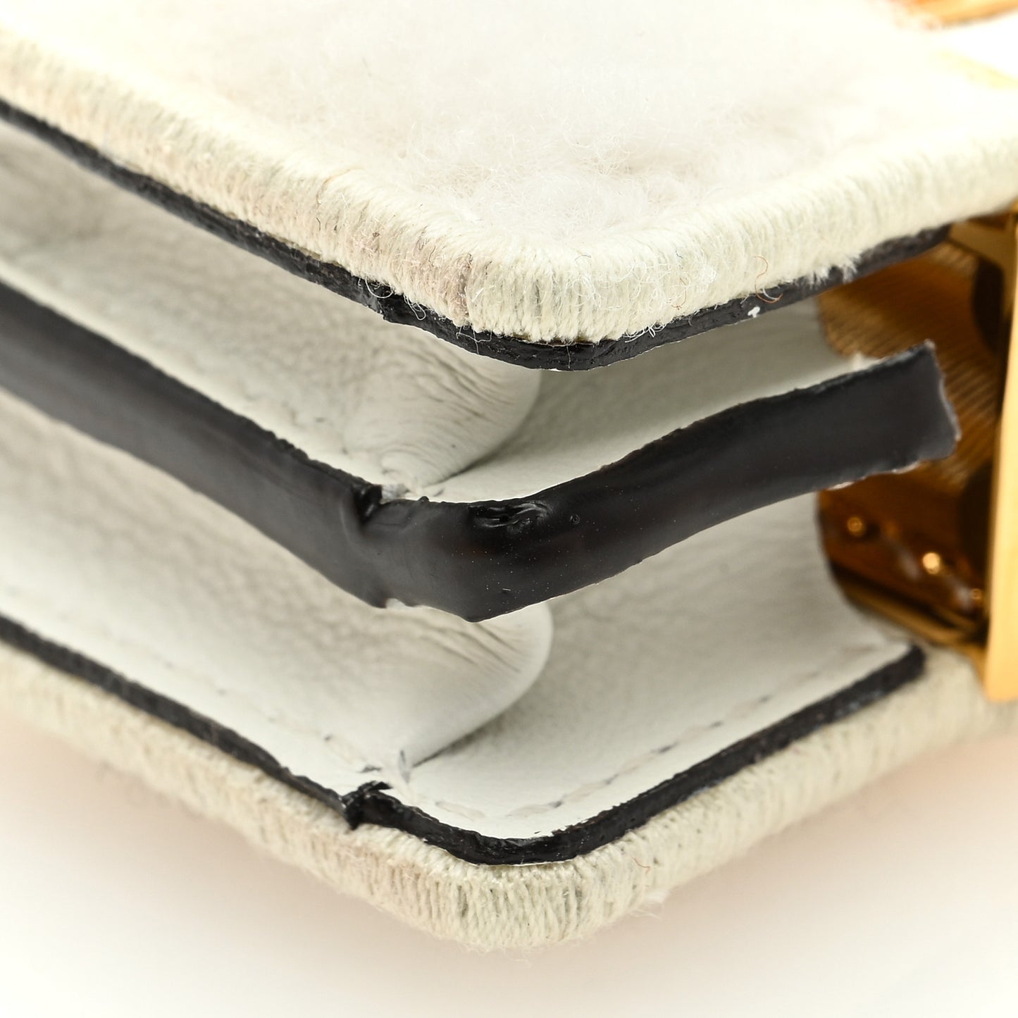 Sheepskin Fendiroma Peekaboo Key Case White