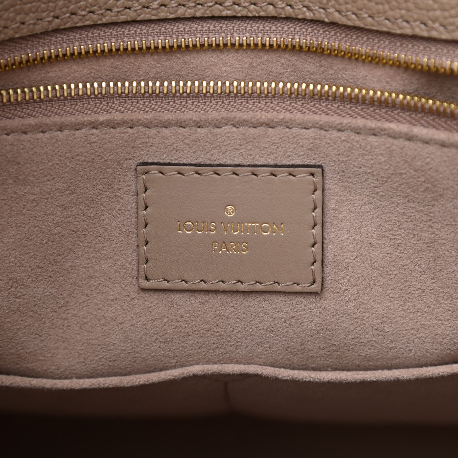 Louis Vuitton Empreinte Monogram Giant Onthego MM Tourterelle 6 of 8