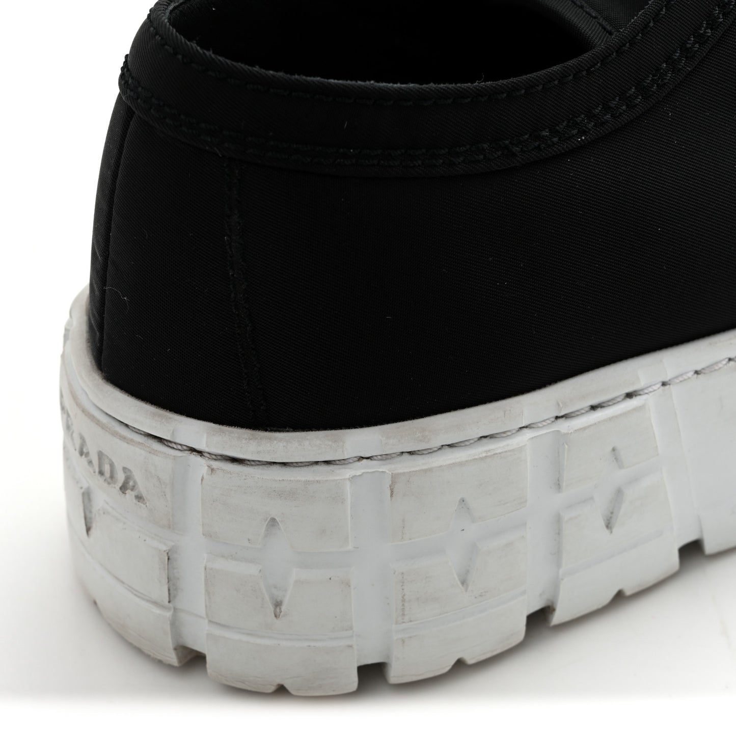 Re-Nylon Gabardine Triangle Logo Double Wheel 50mm Sneakers 38.5 Black