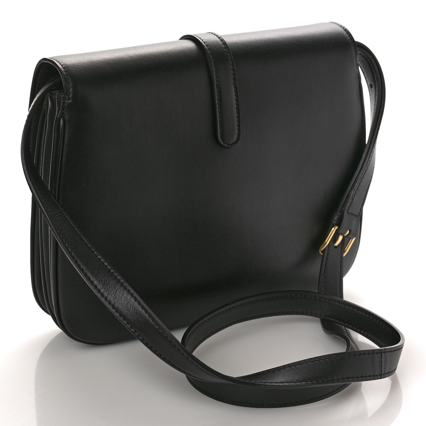 Smooth Calfskin Medium Tabou Black