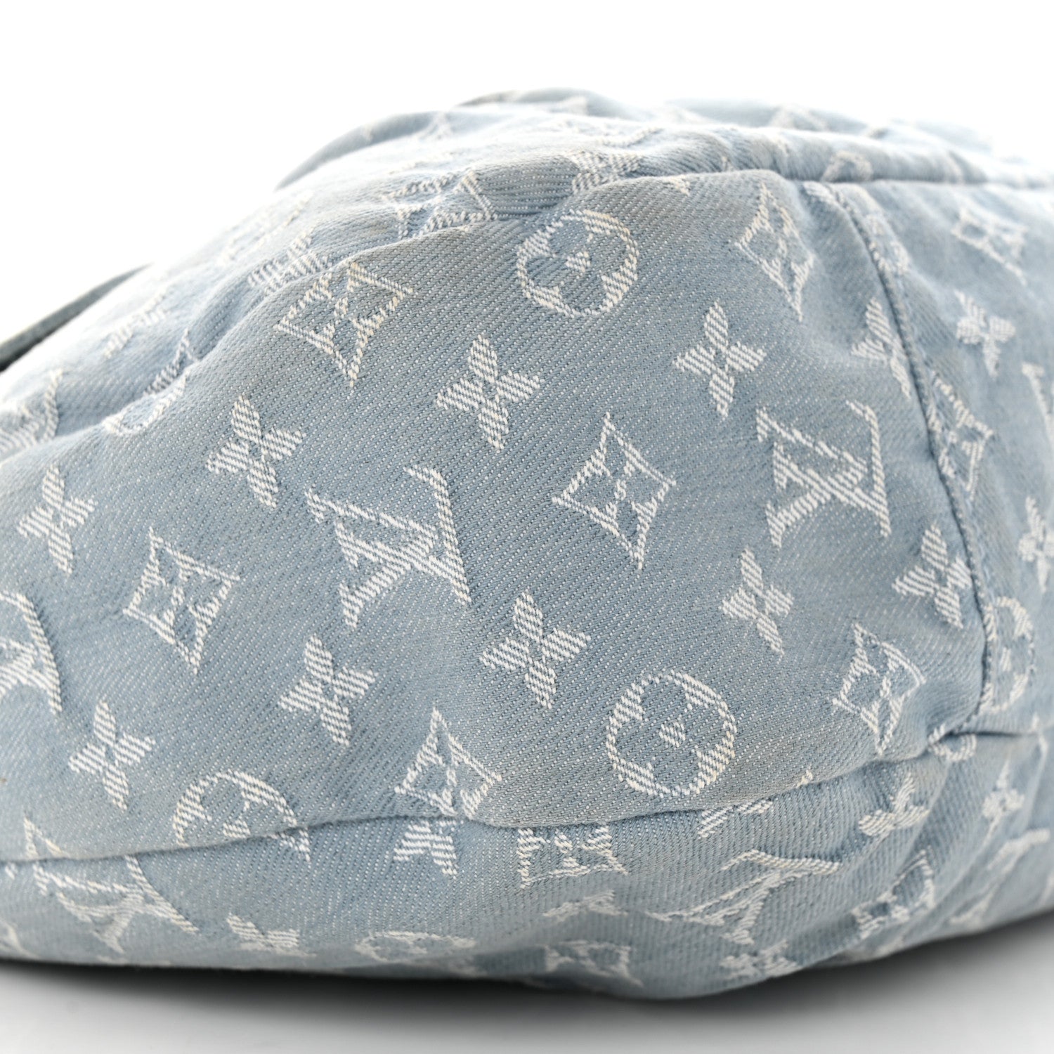 Louis Vuitton Denim Daily GM Blue Clair 9 of 21