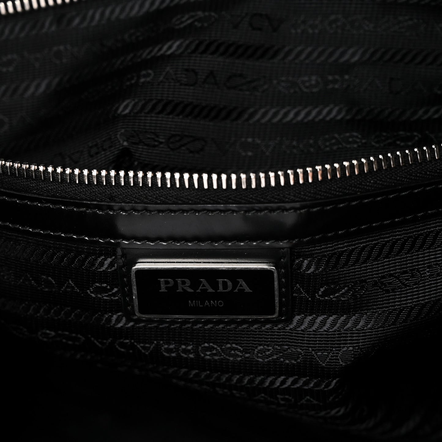 Re-Nylon Spazzolato Tote Black