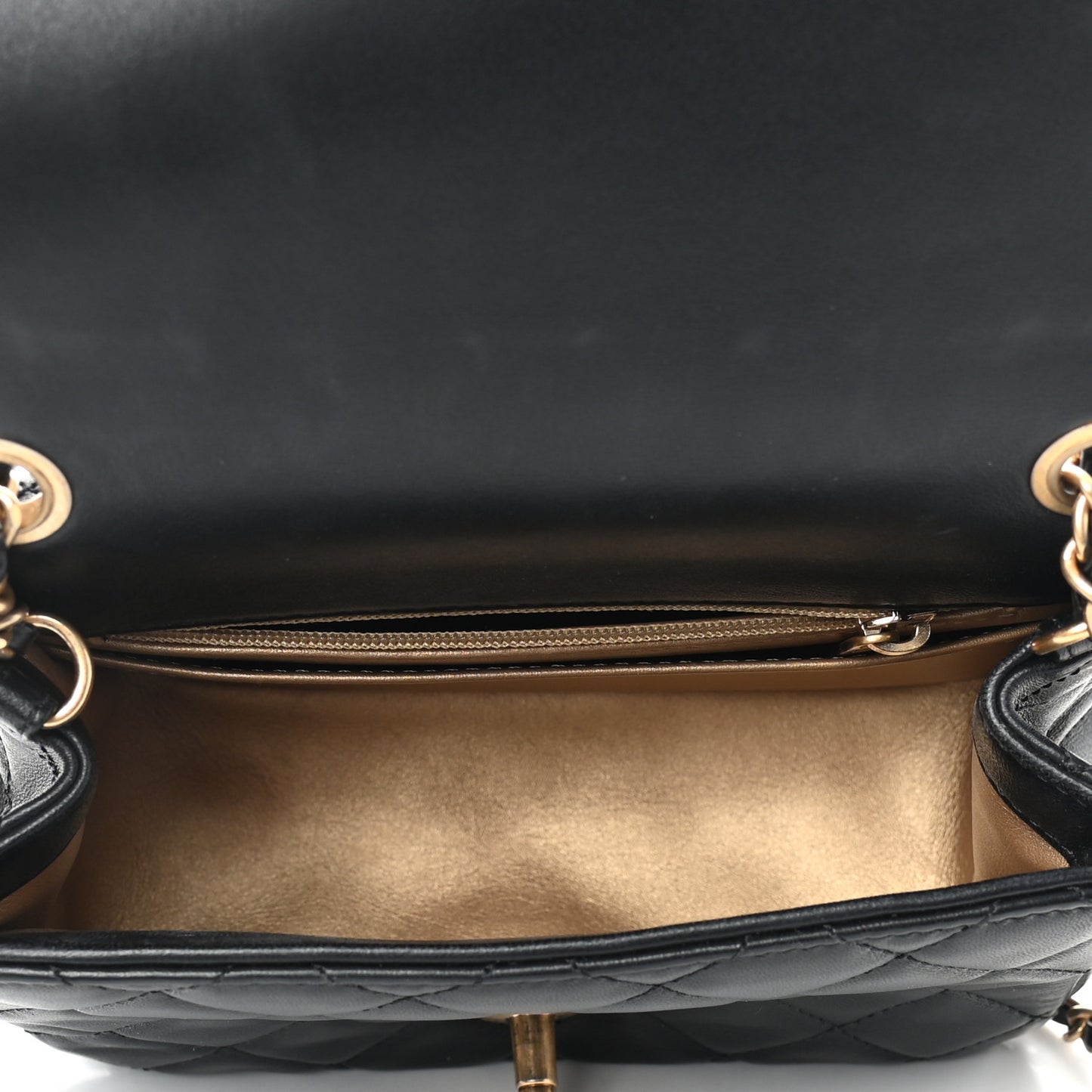 Lambskin Quilted Mini Pearl Crush Flap Black