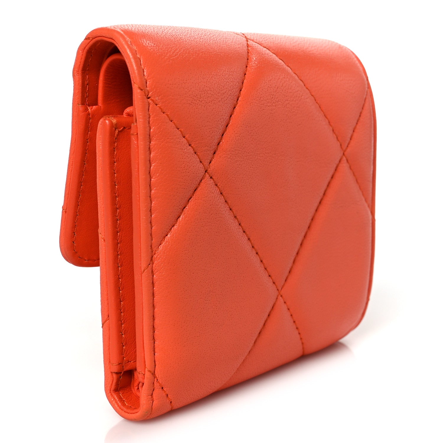 極美品 CHANEL 19 Small Flap Wallet キャビアスキン Chanel Goatskin Quilted Chanel 19 Small Flap Wallet Orange 1816158