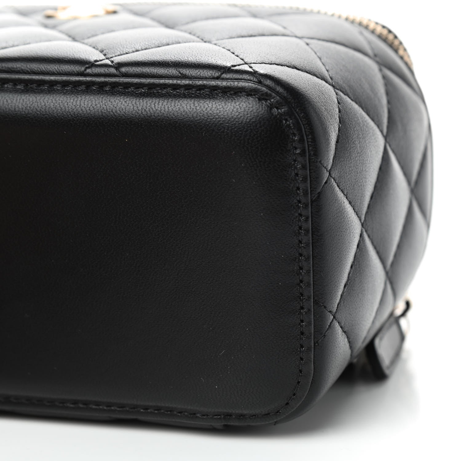 Chanel Lambskin Quilted Pearl Crush Small Vanity Case With Chain Black 7 of 9