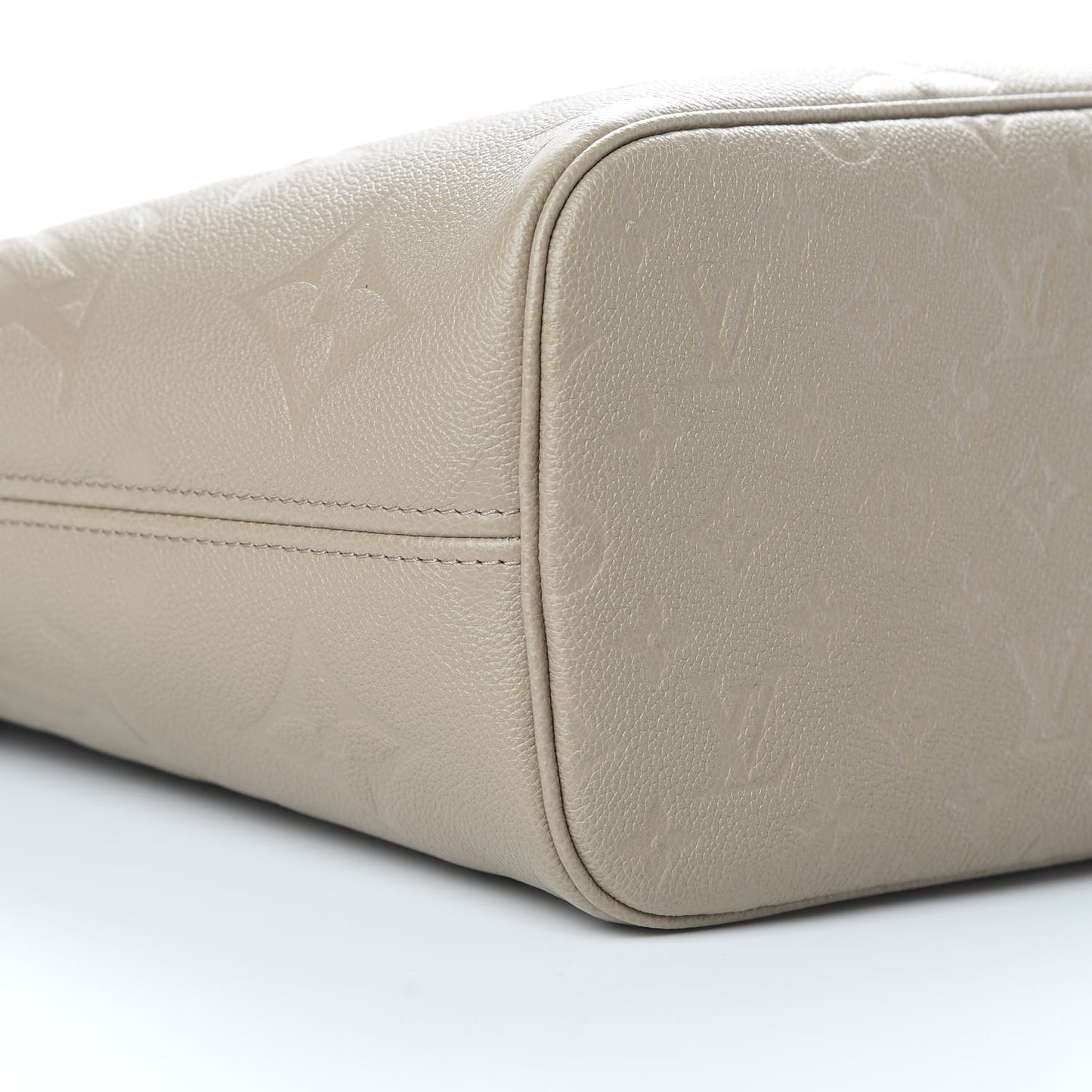Empreinte Monogram Giant Neverfull MM Tourterelle