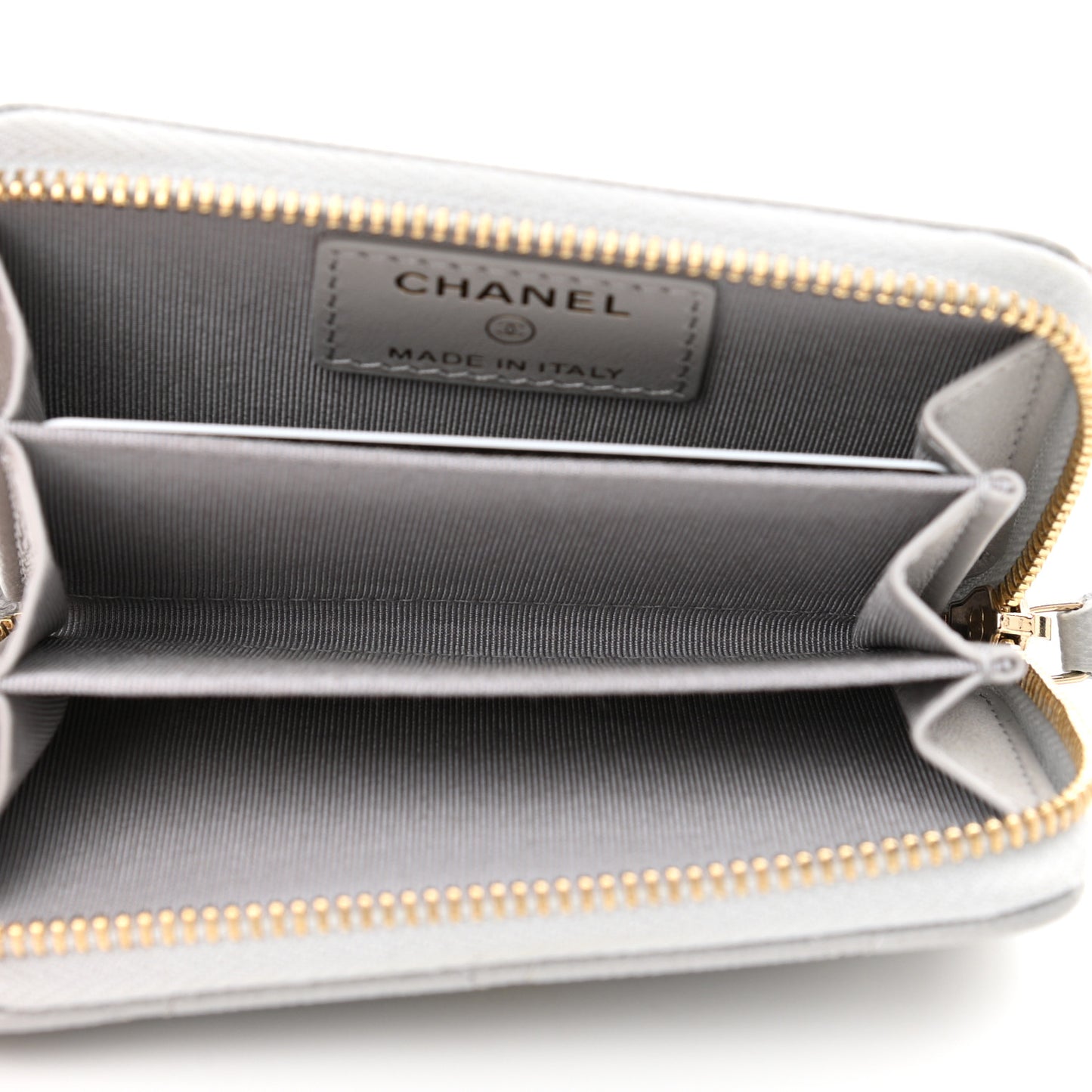 Caviar Quilted Zip Coin Purse Grey