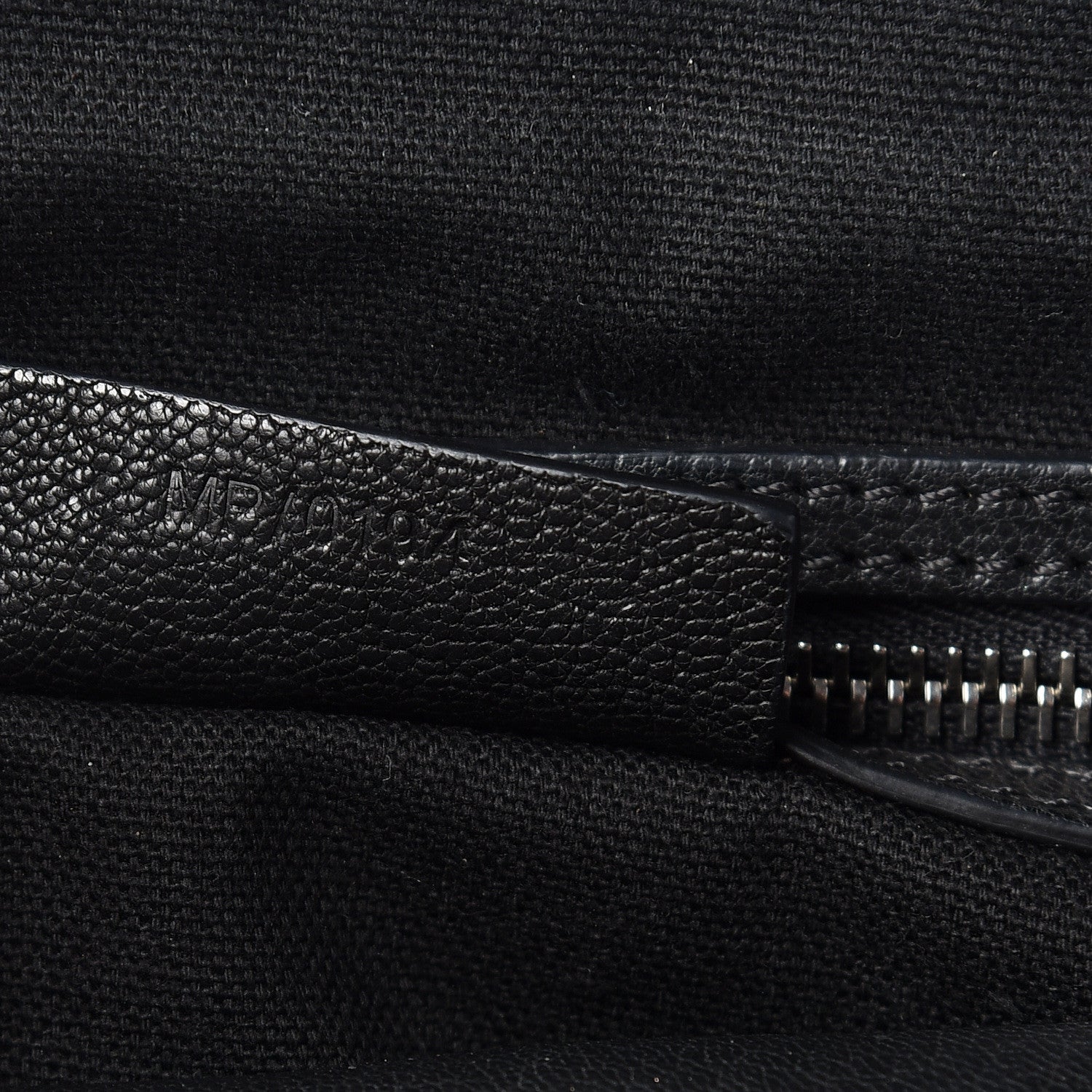 Givenchy Sugar Goatskin Medium Antigona Black 9 of 10