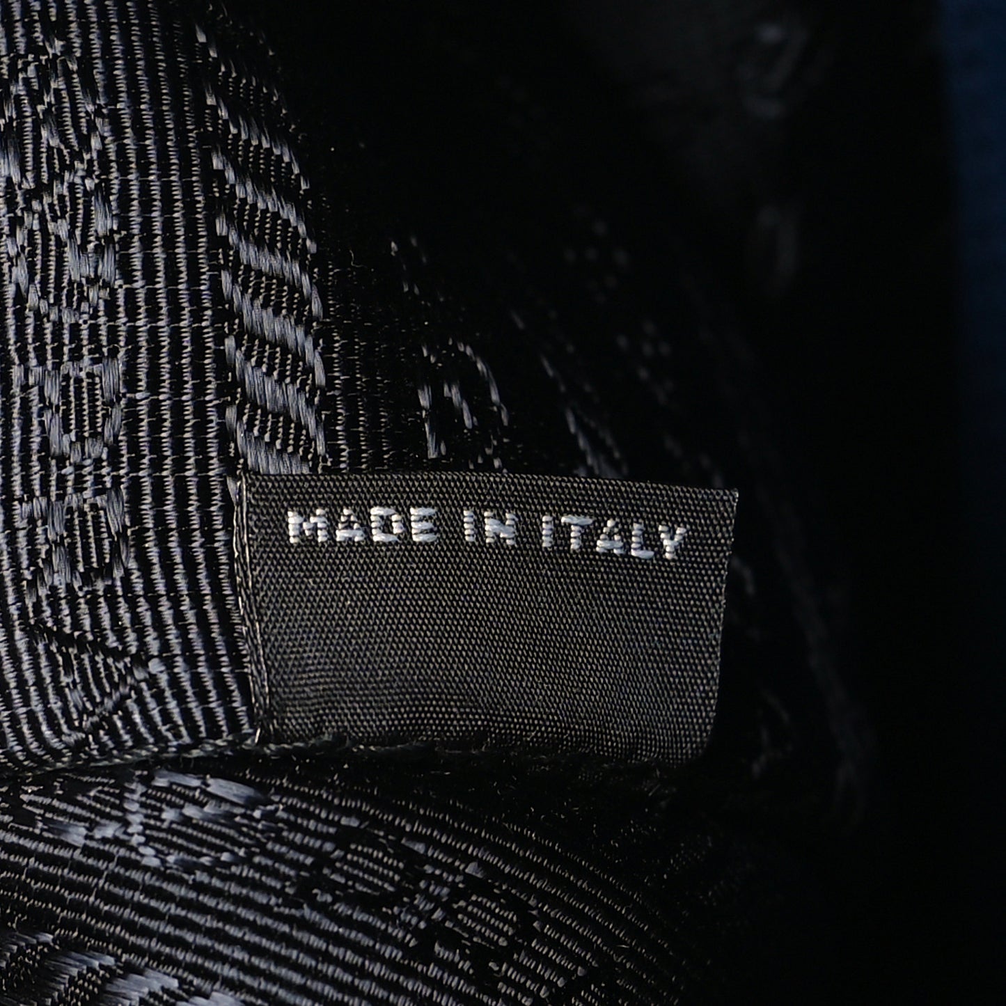 Vitello Daino Shopping Satchel Blue