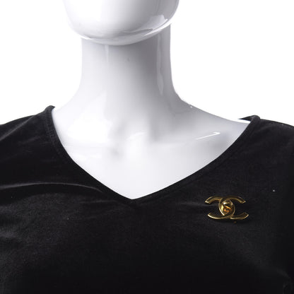 Chanel CC Turn Lock Brooch Gold 4 of 4