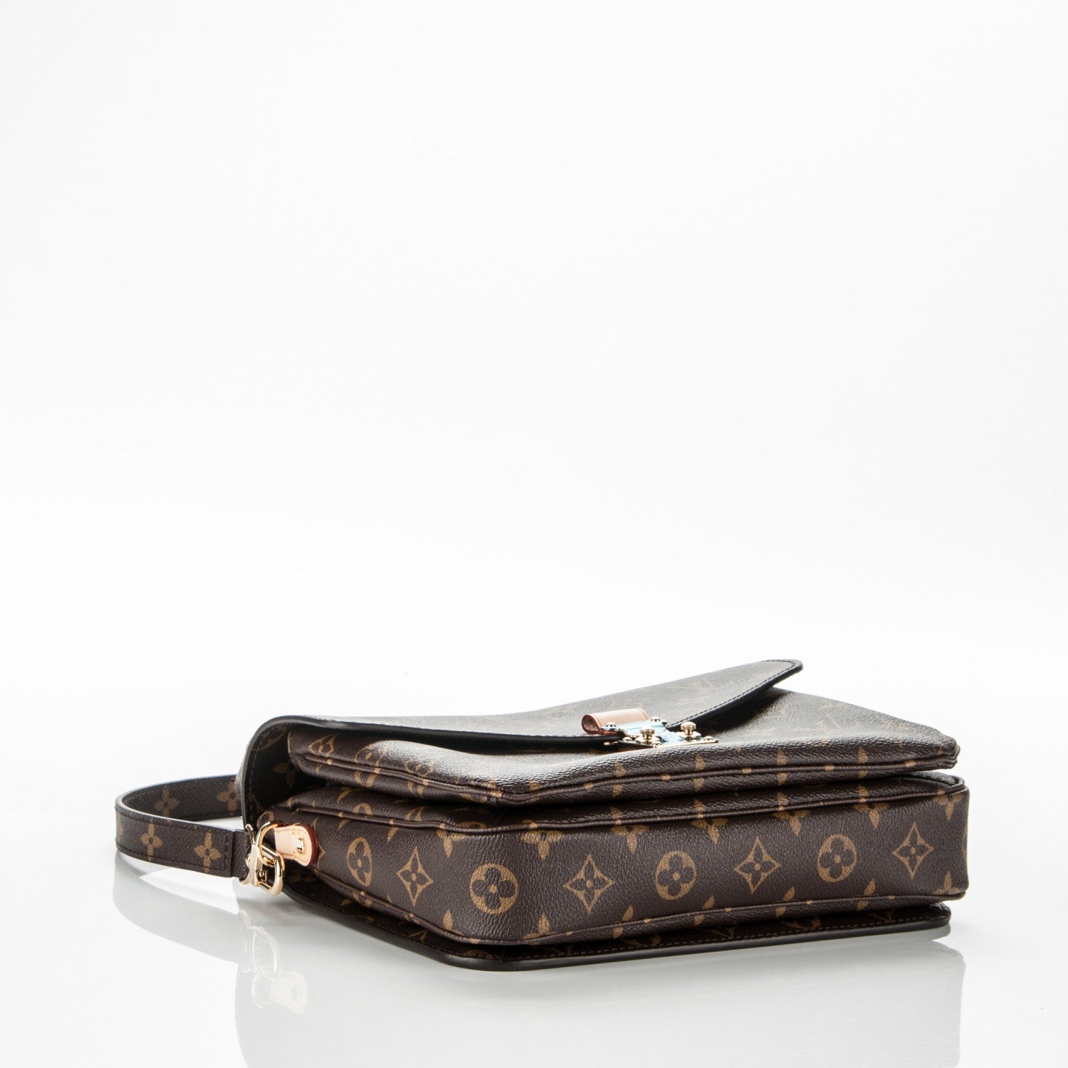 Louis Vuitton Monogram Pochette Metis 4 of 6