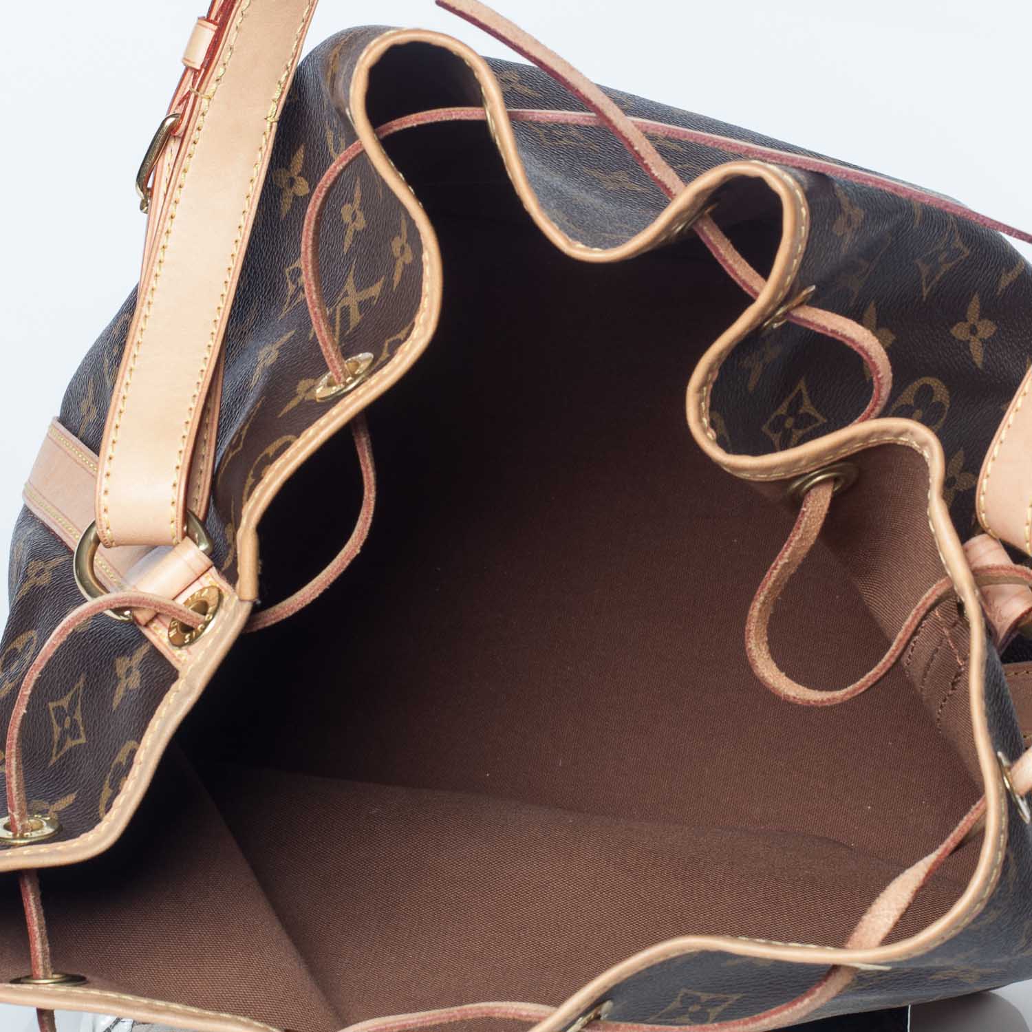 Louis Vuitton Monogram Noe 10 of 11