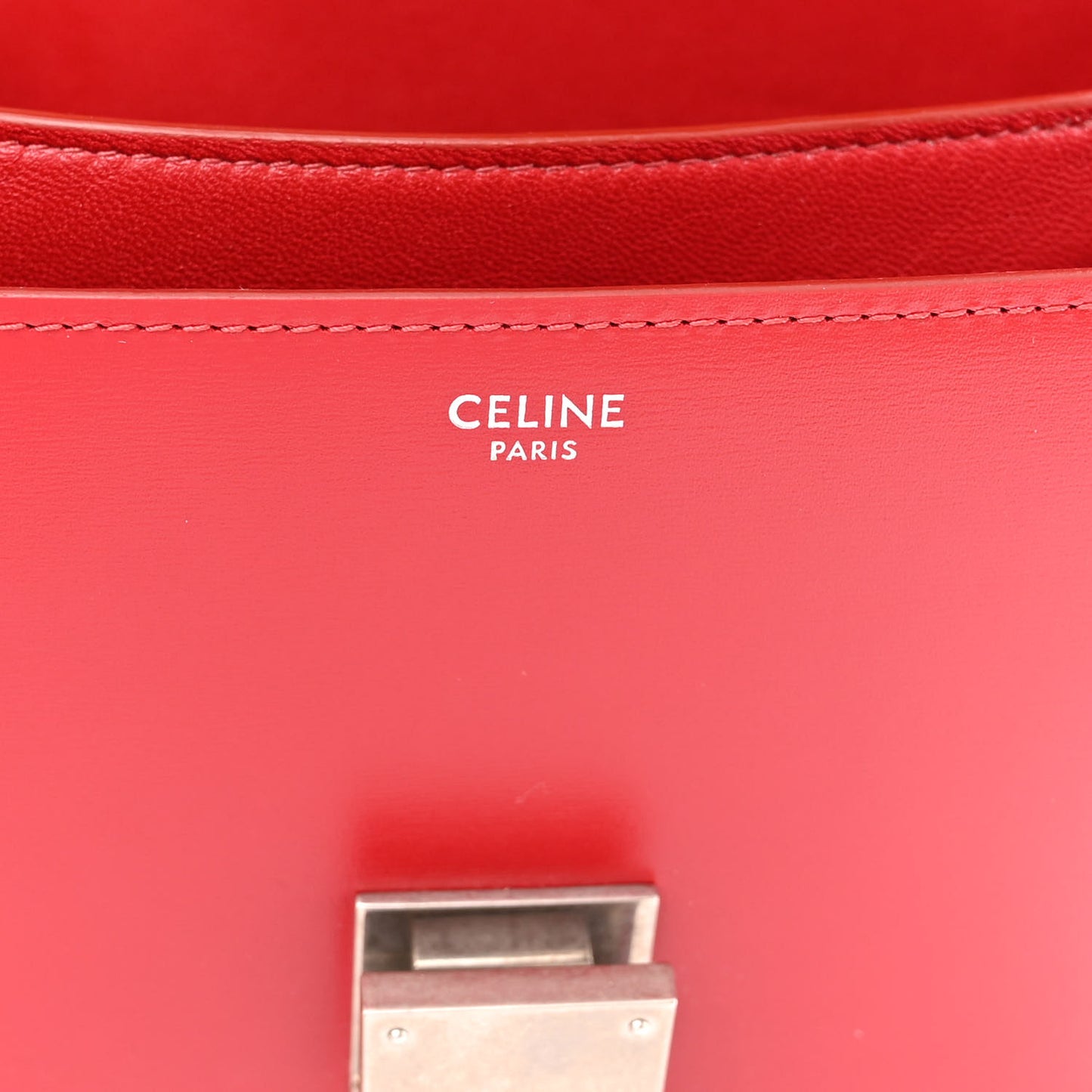 Box Calfskin Medium Classic Box Flap Bag Red