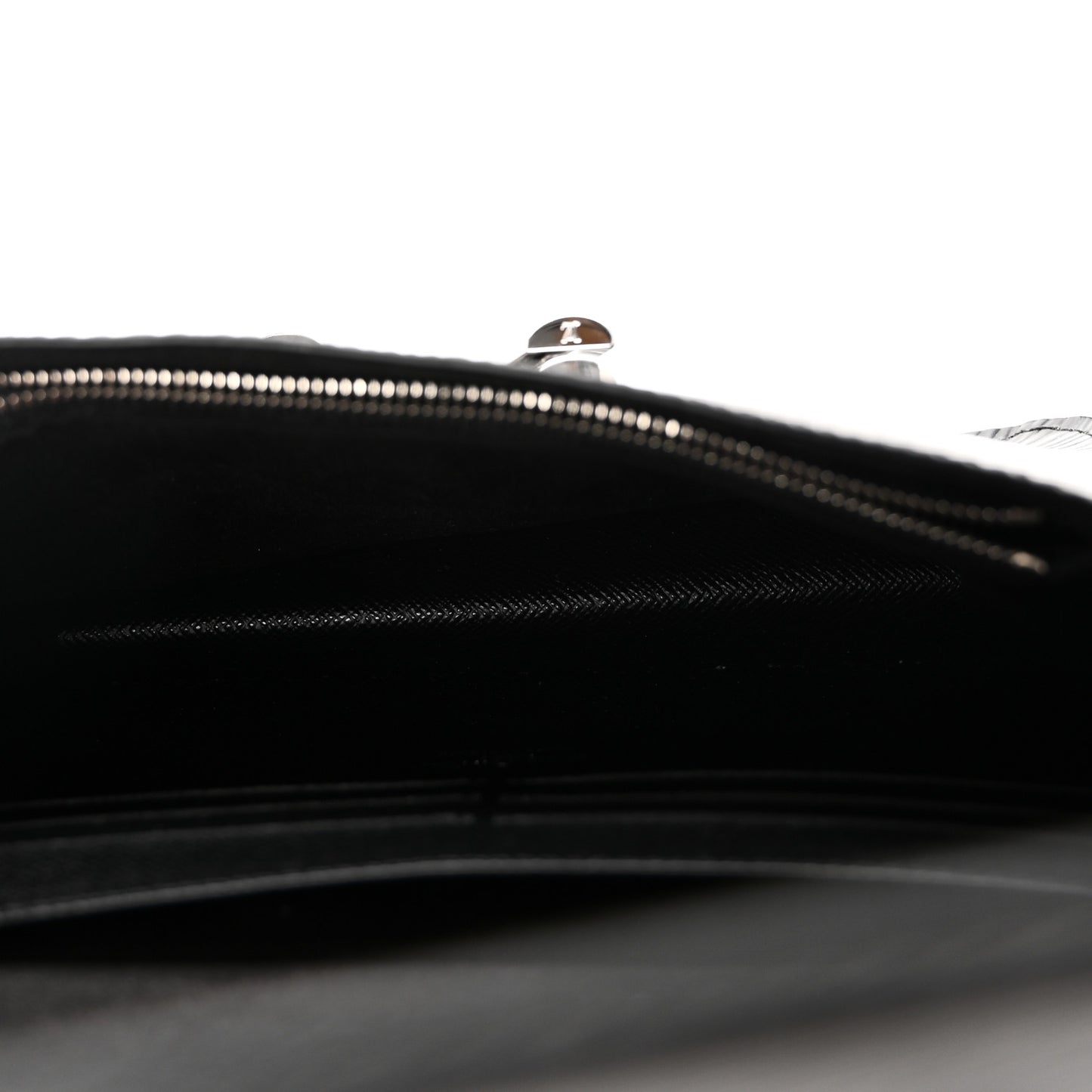Epi Twist Belt Chain Wallet Black