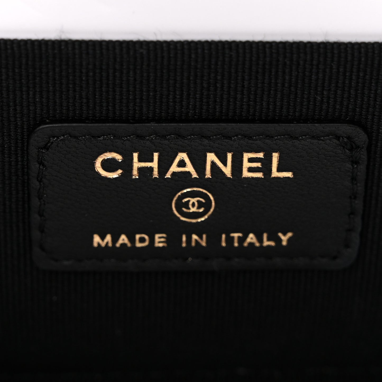 Lambskin Quilted Small Top Handle Vanity Case With Chain Black